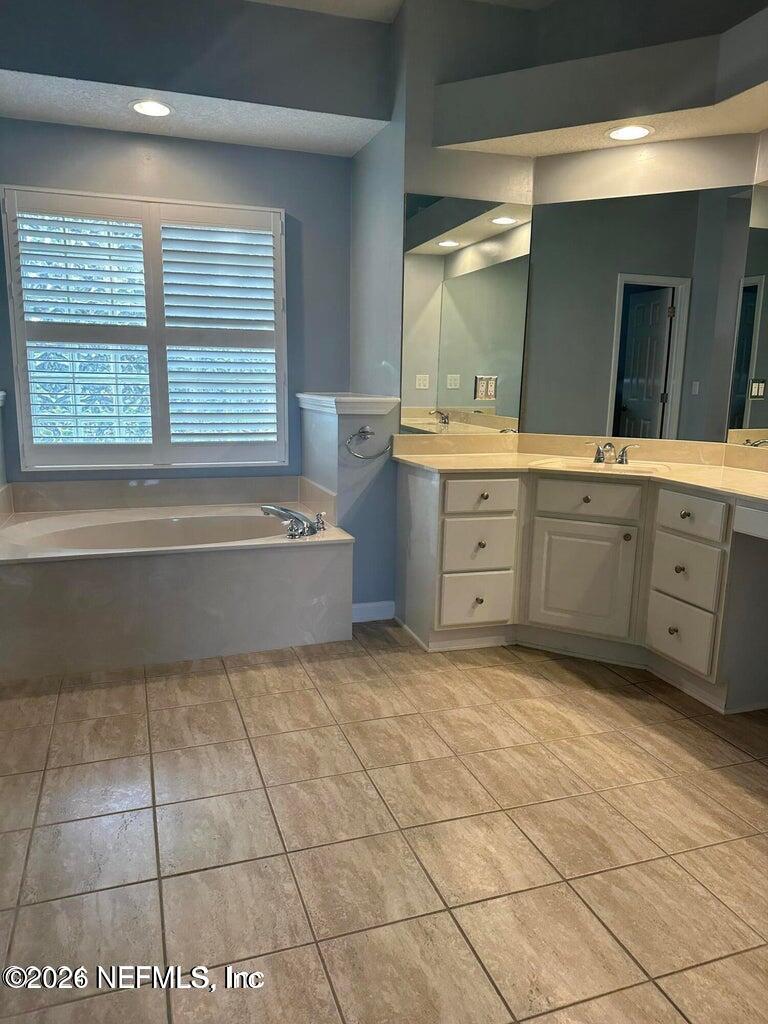 13998 CANOPY OVERLOOK Court