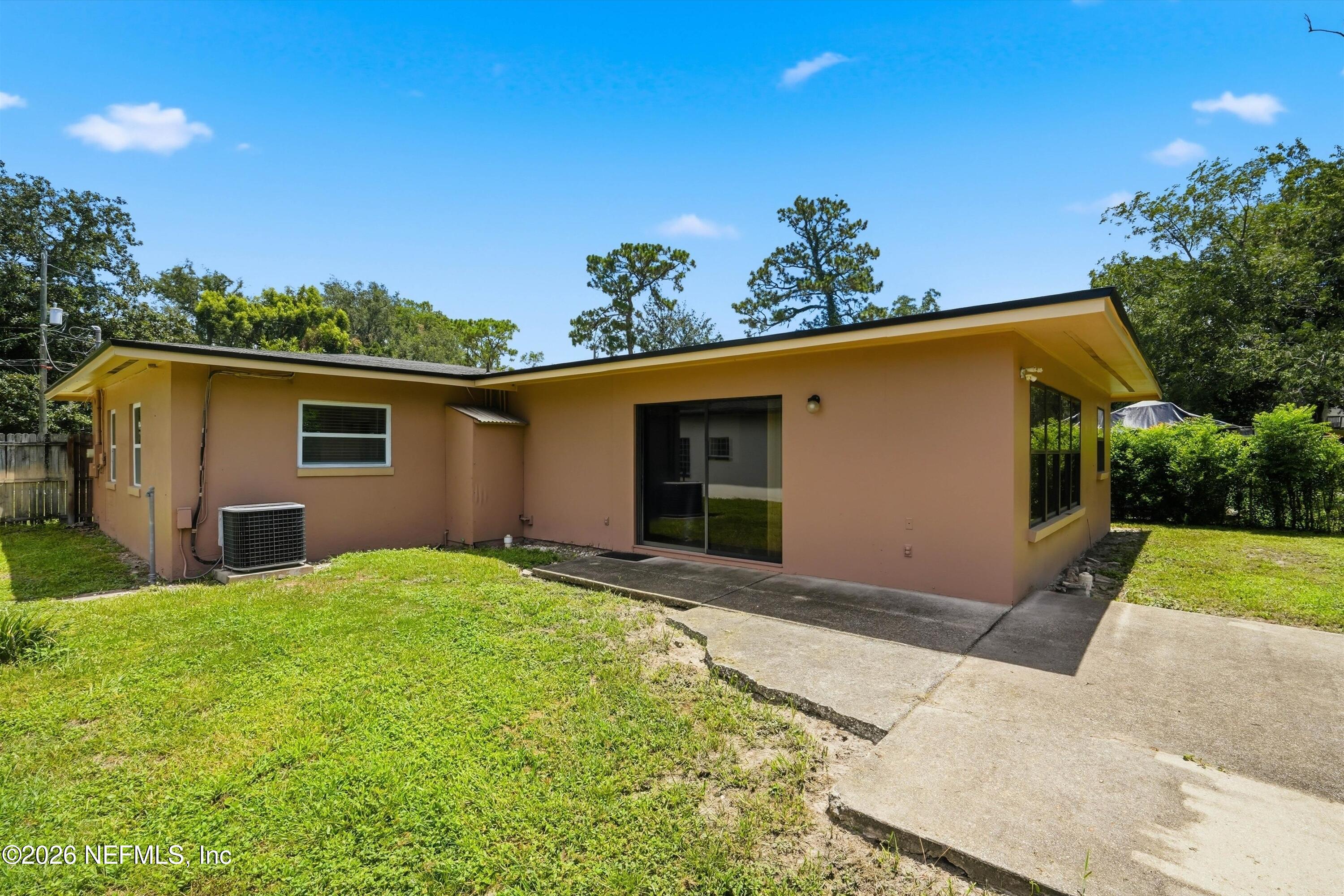 6258 SPRING FOREST Circle