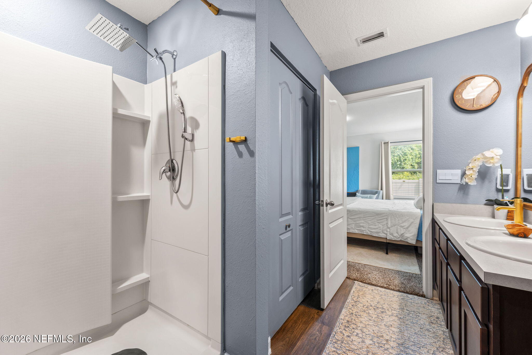 4017 CHIHUAHUA Court