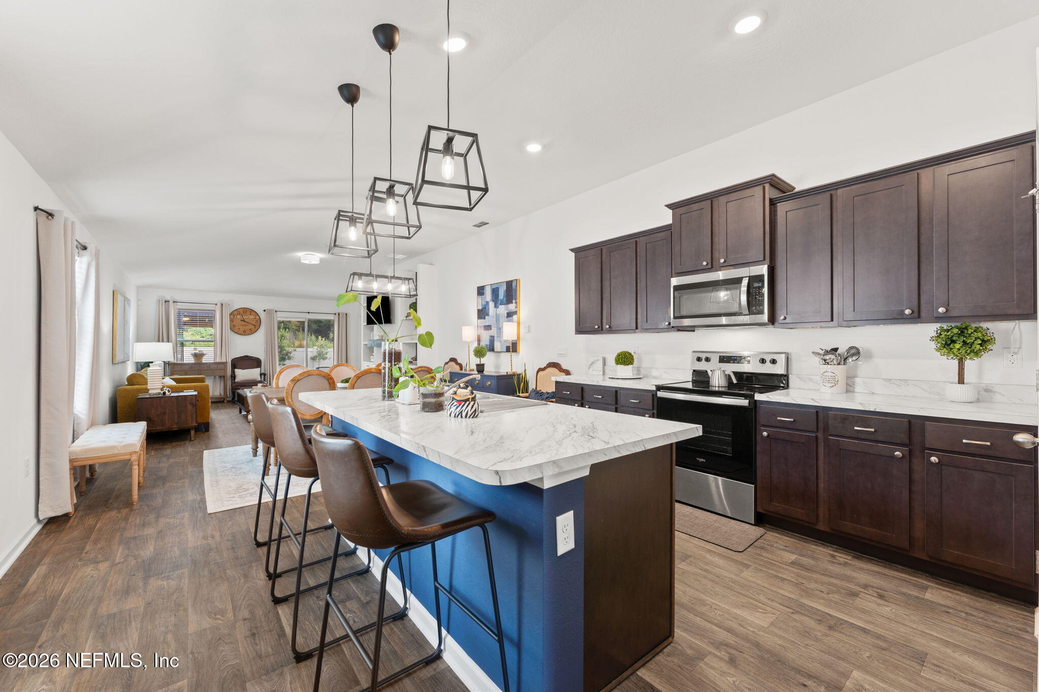 4017 CHIHUAHUA Court