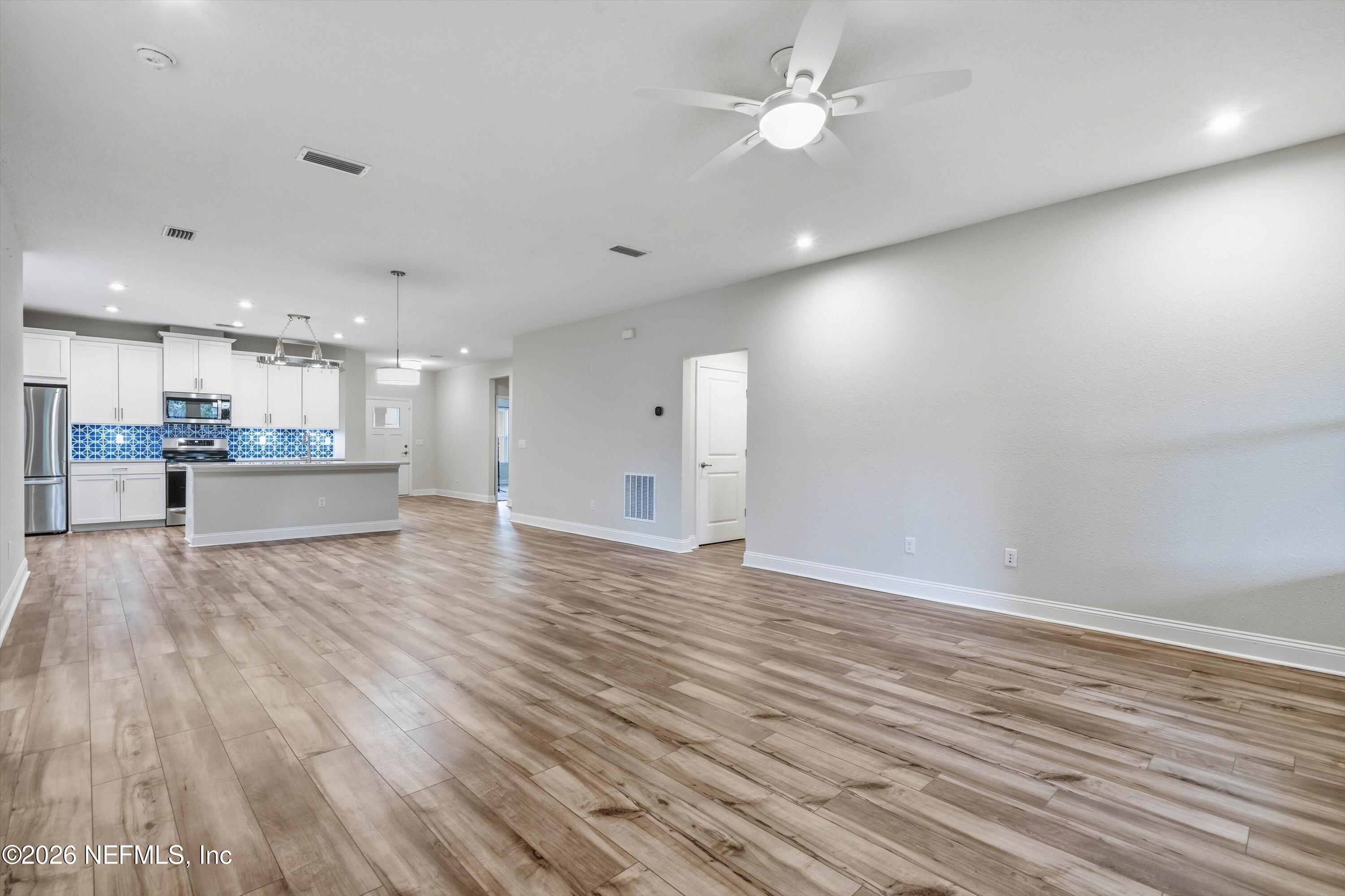 310 MEADOW CREEK Drive, St. Johns