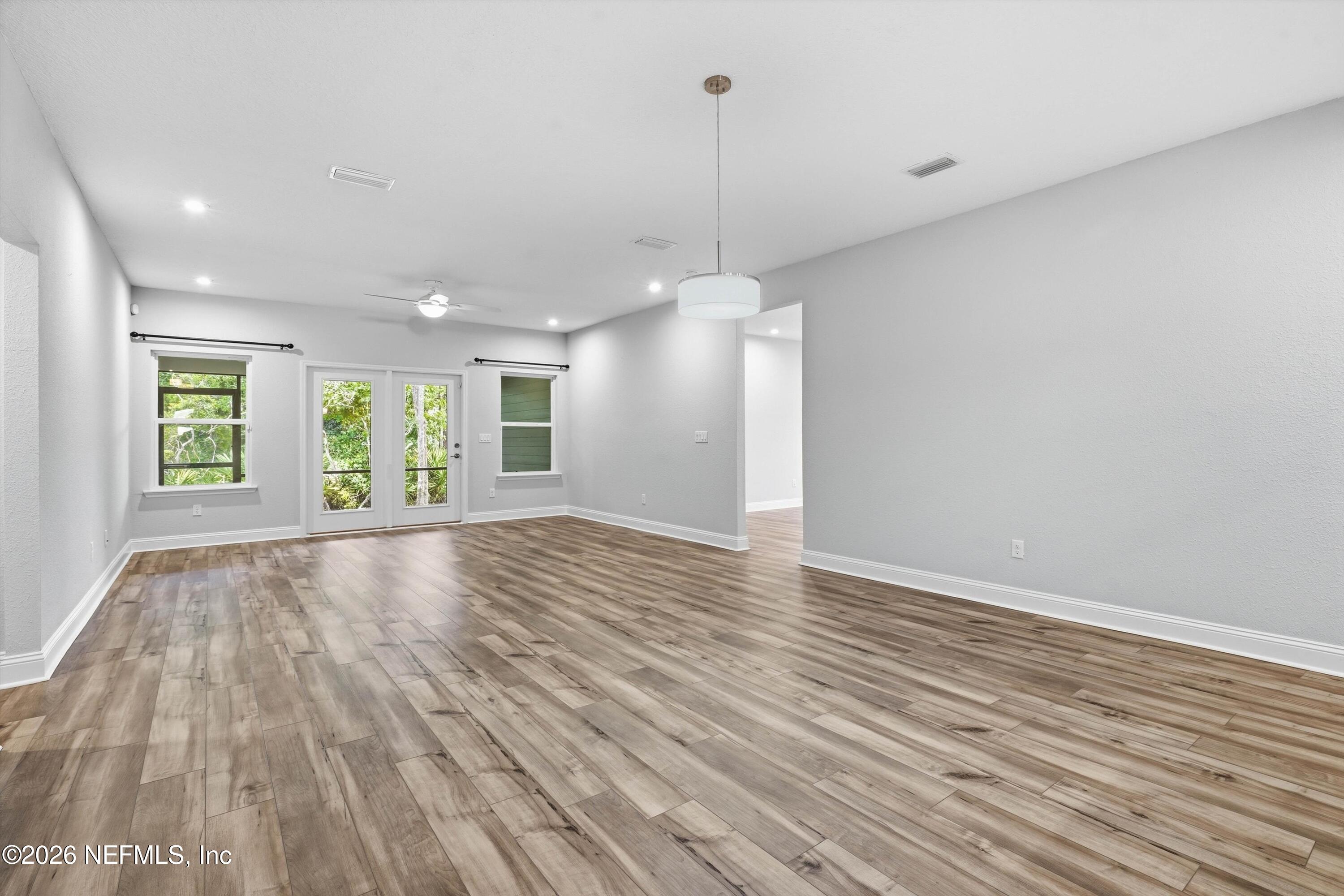 310 MEADOW CREEK Drive, St. Johns