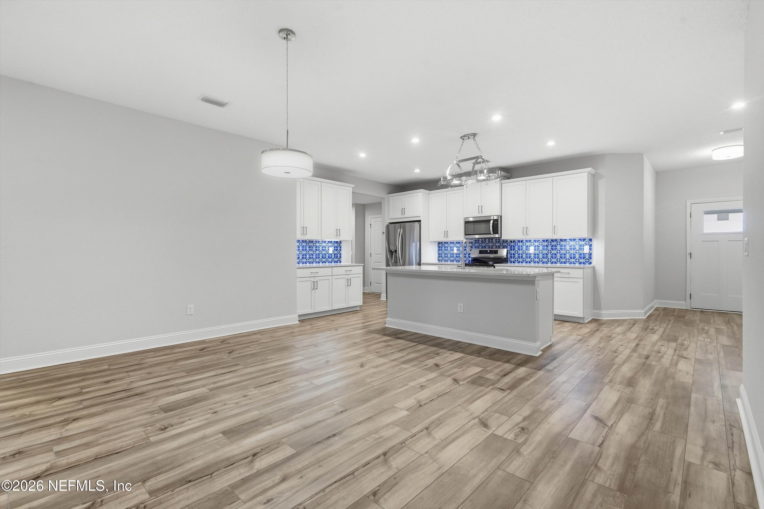 310 MEADOW CREEK Drive, St. Johns