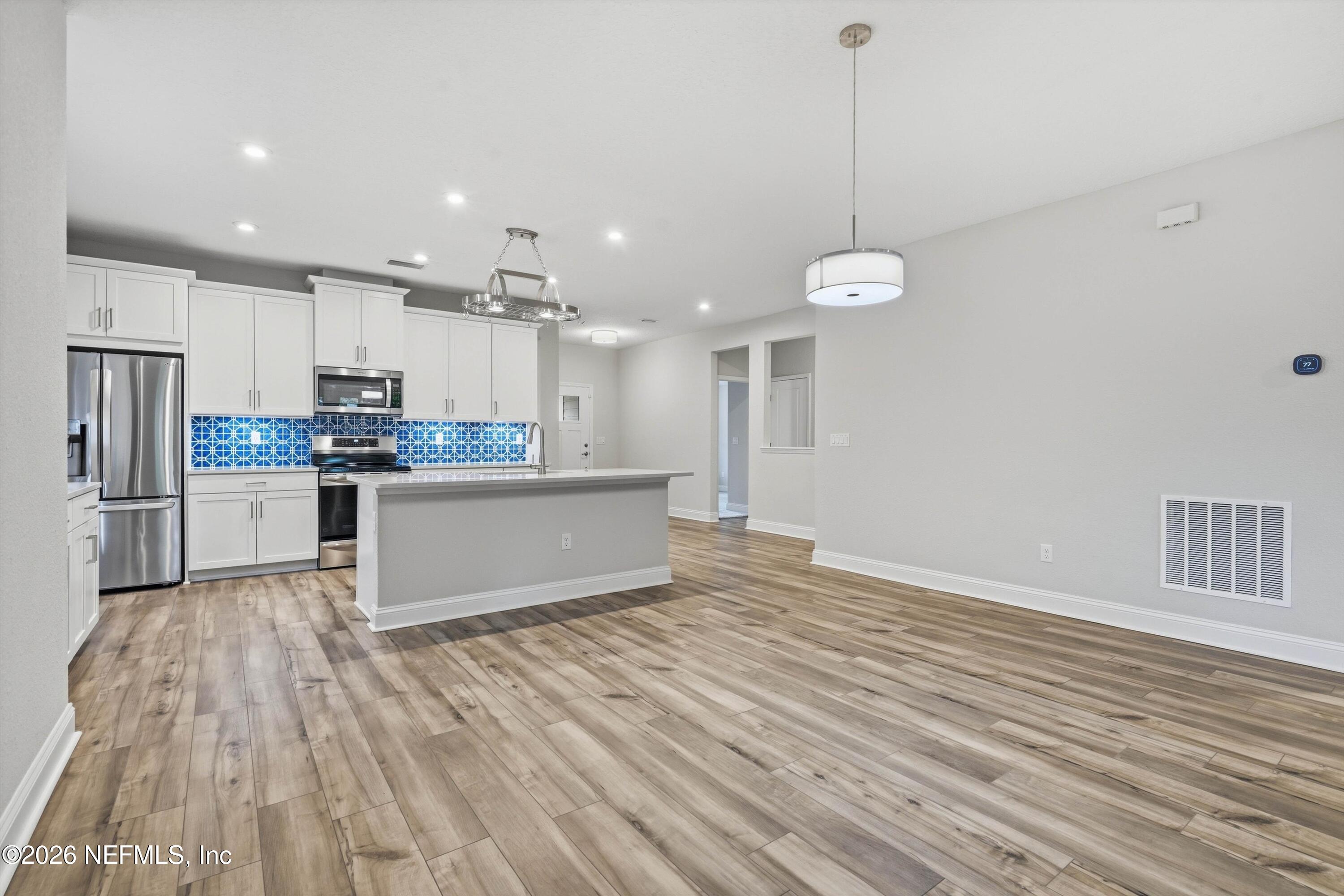 310 MEADOW CREEK Drive, St. Johns