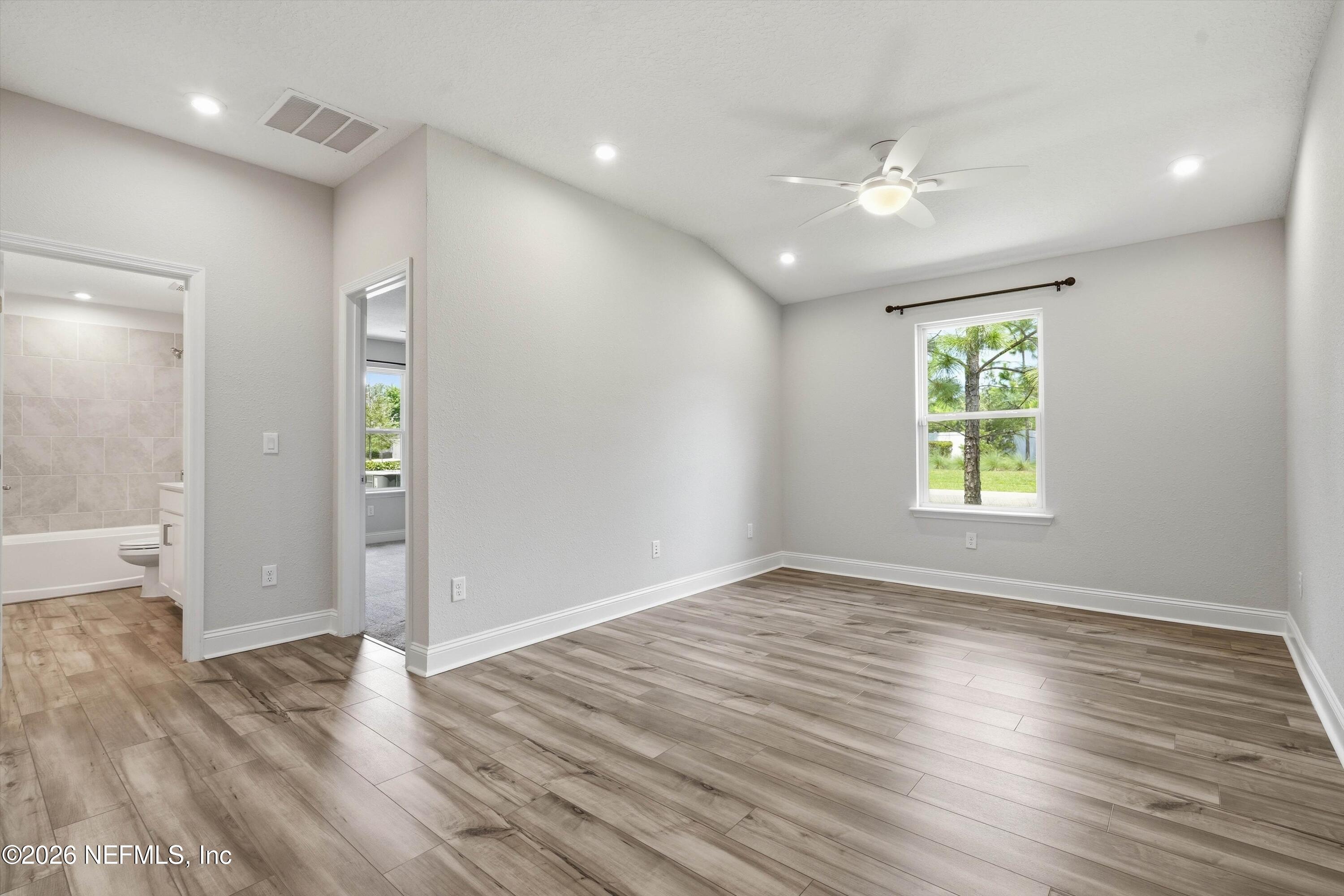310 MEADOW CREEK Drive, St. Johns