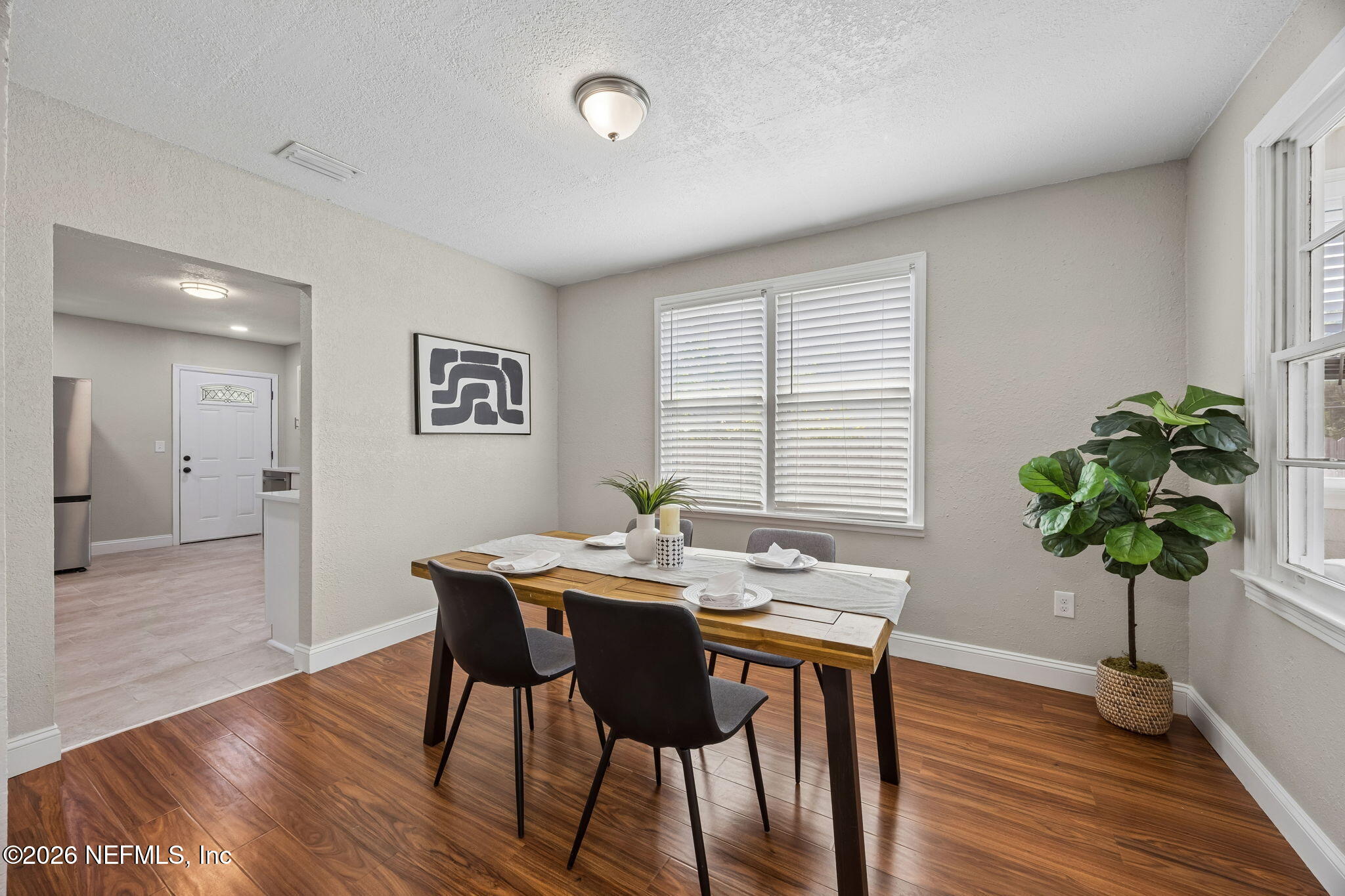 29 56TH Street E