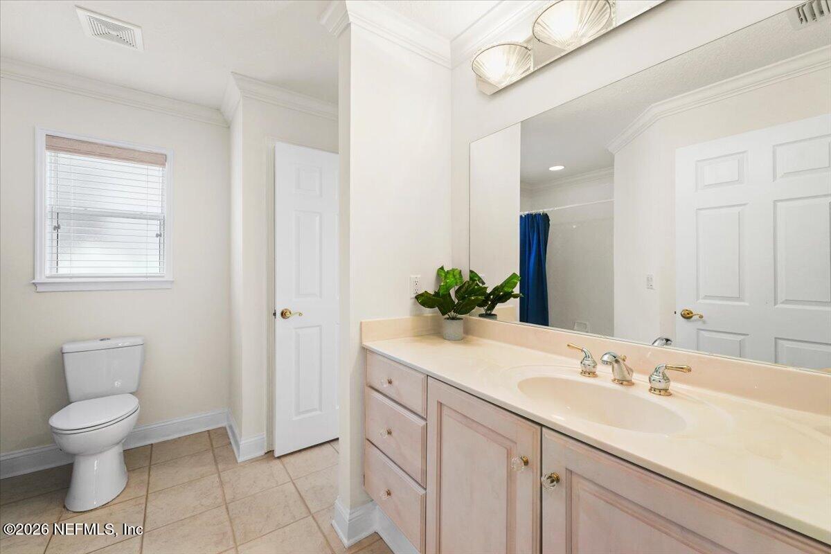 609 W SURF SPRAY Lane