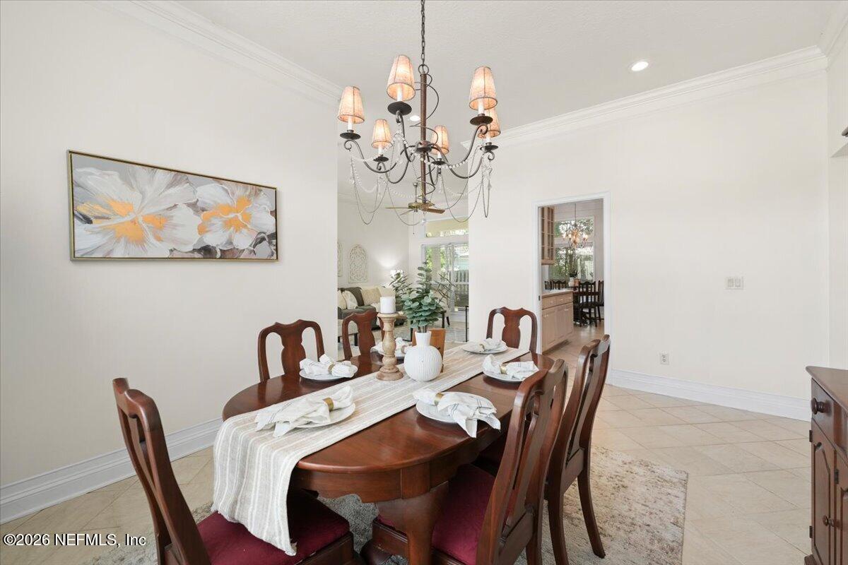609 W SURF SPRAY Lane