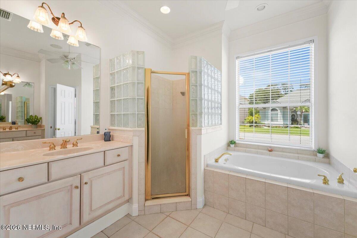609 W SURF SPRAY Lane
