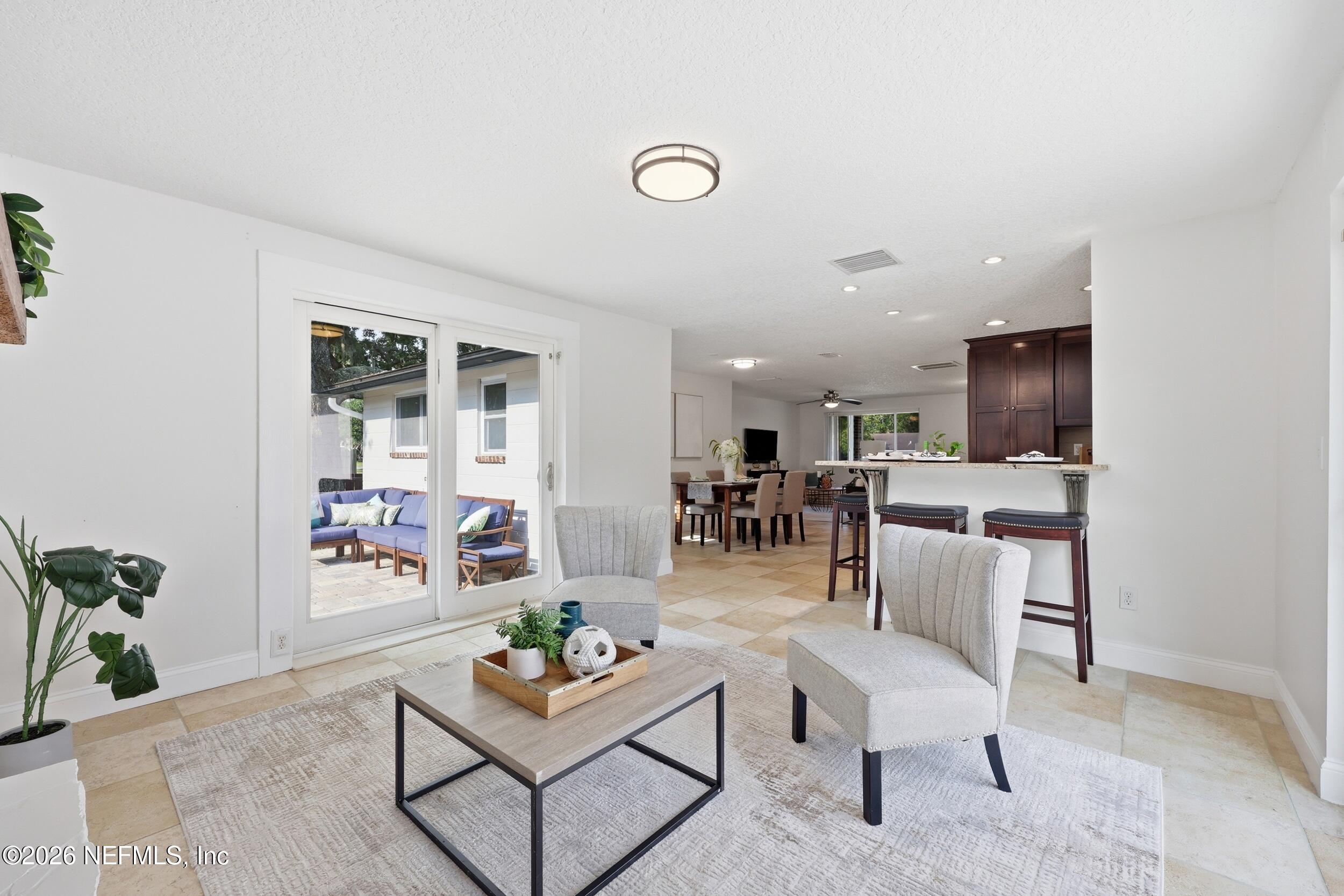 2503 LIBERTY Lane