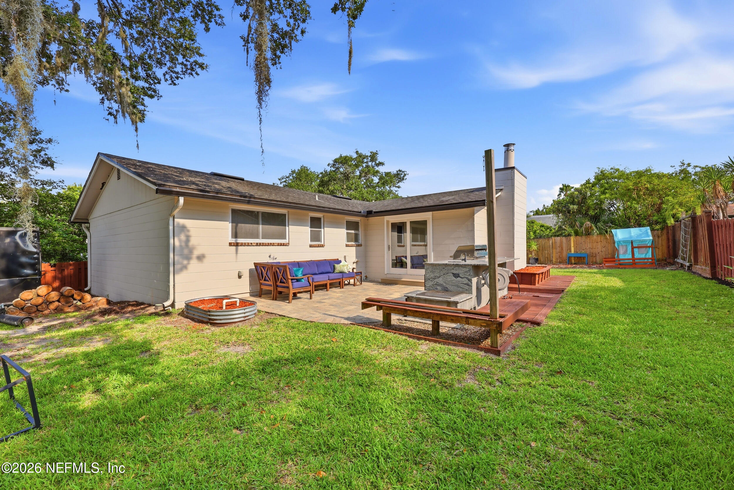2503 LIBERTY Lane
