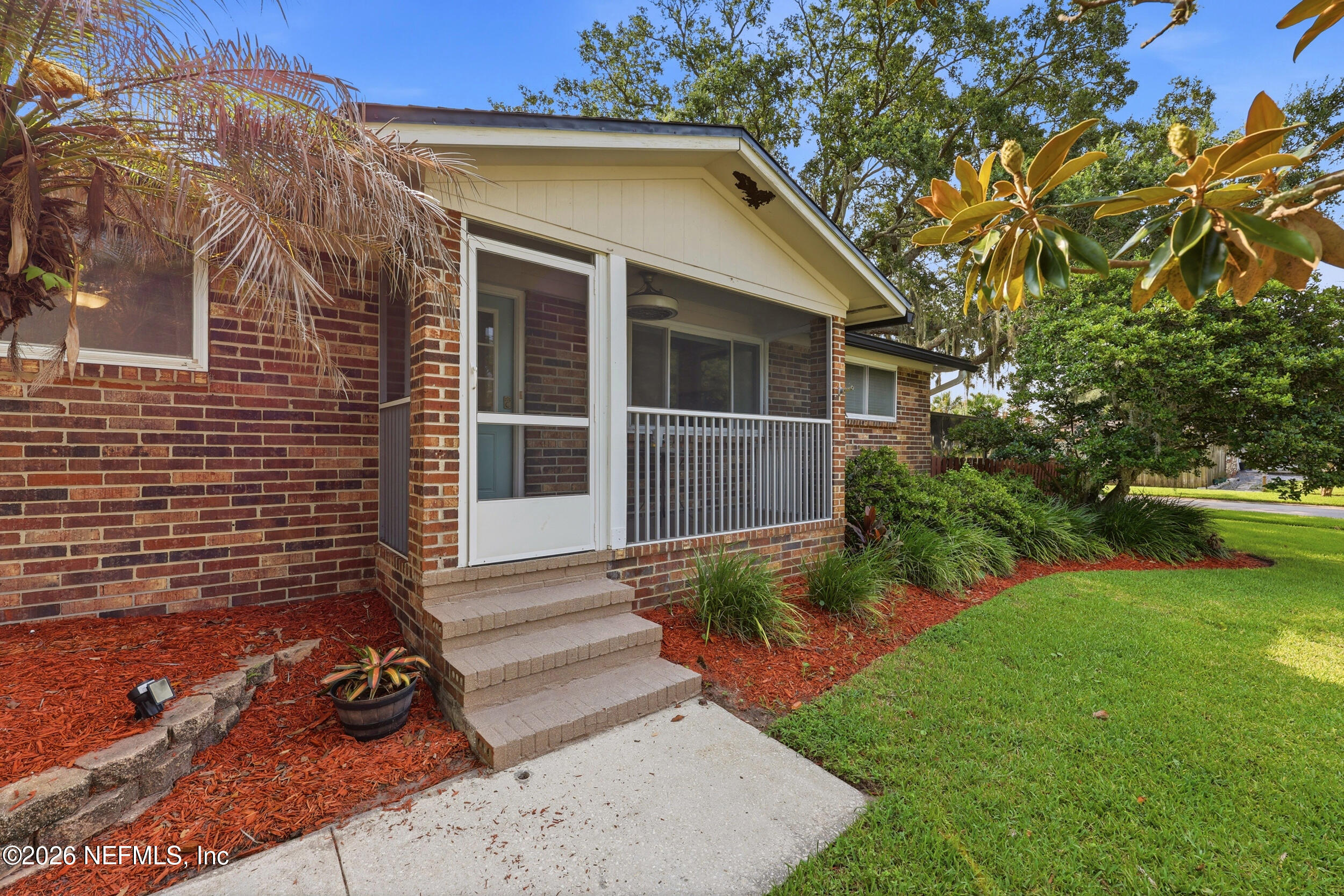 2503 LIBERTY Lane
