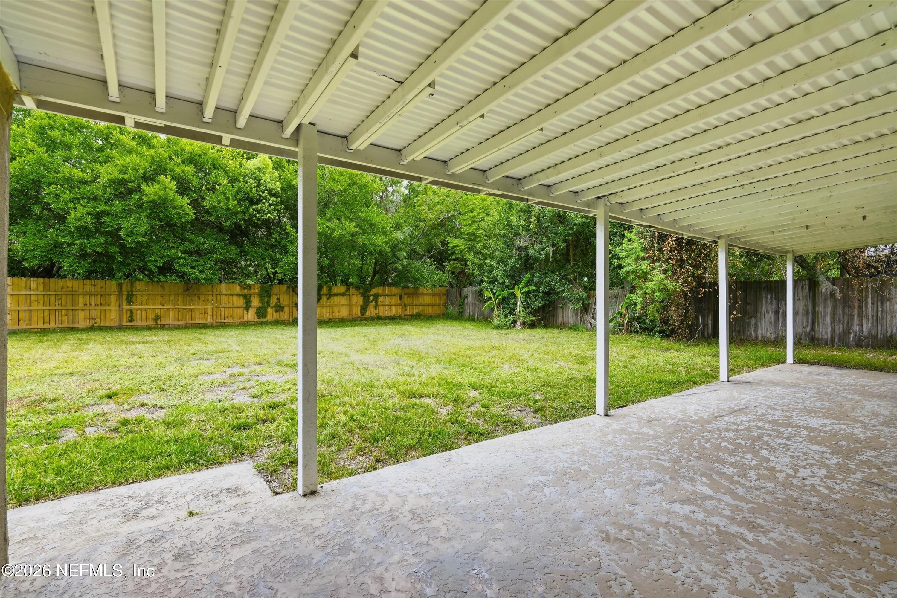 1932 KUSAIE Drive