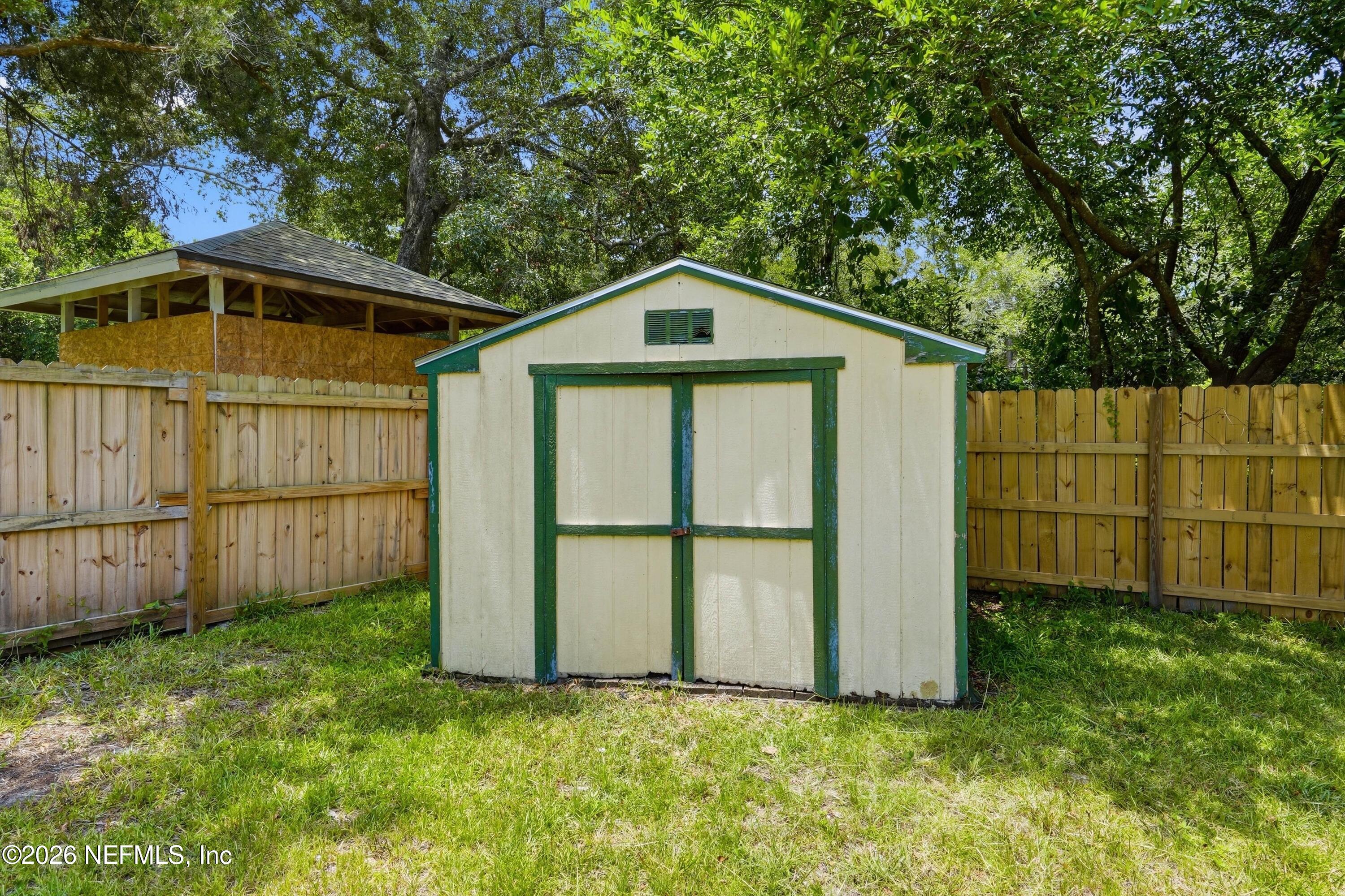 1932 KUSAIE Drive
