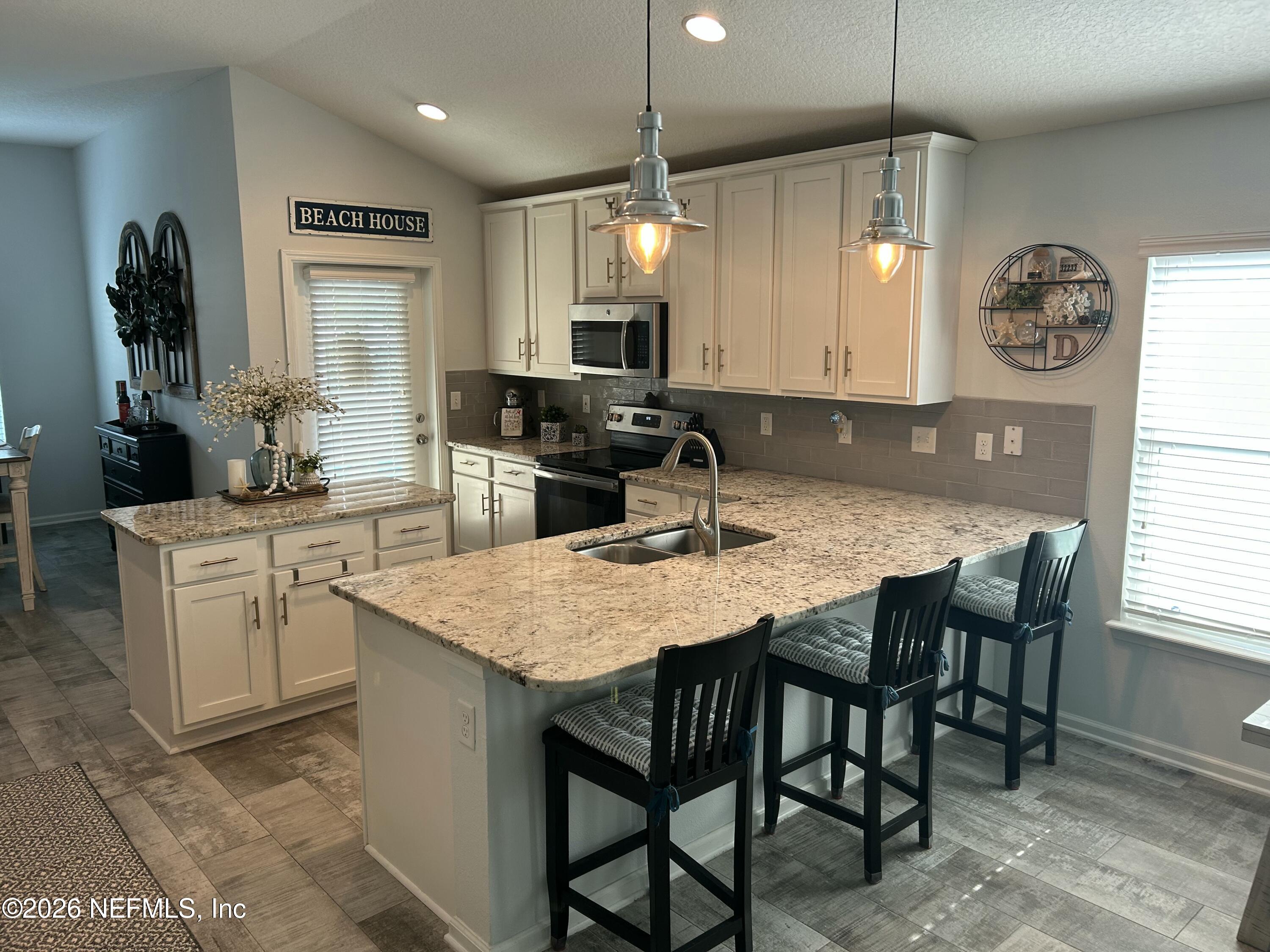 2209 SAND DUNE Court