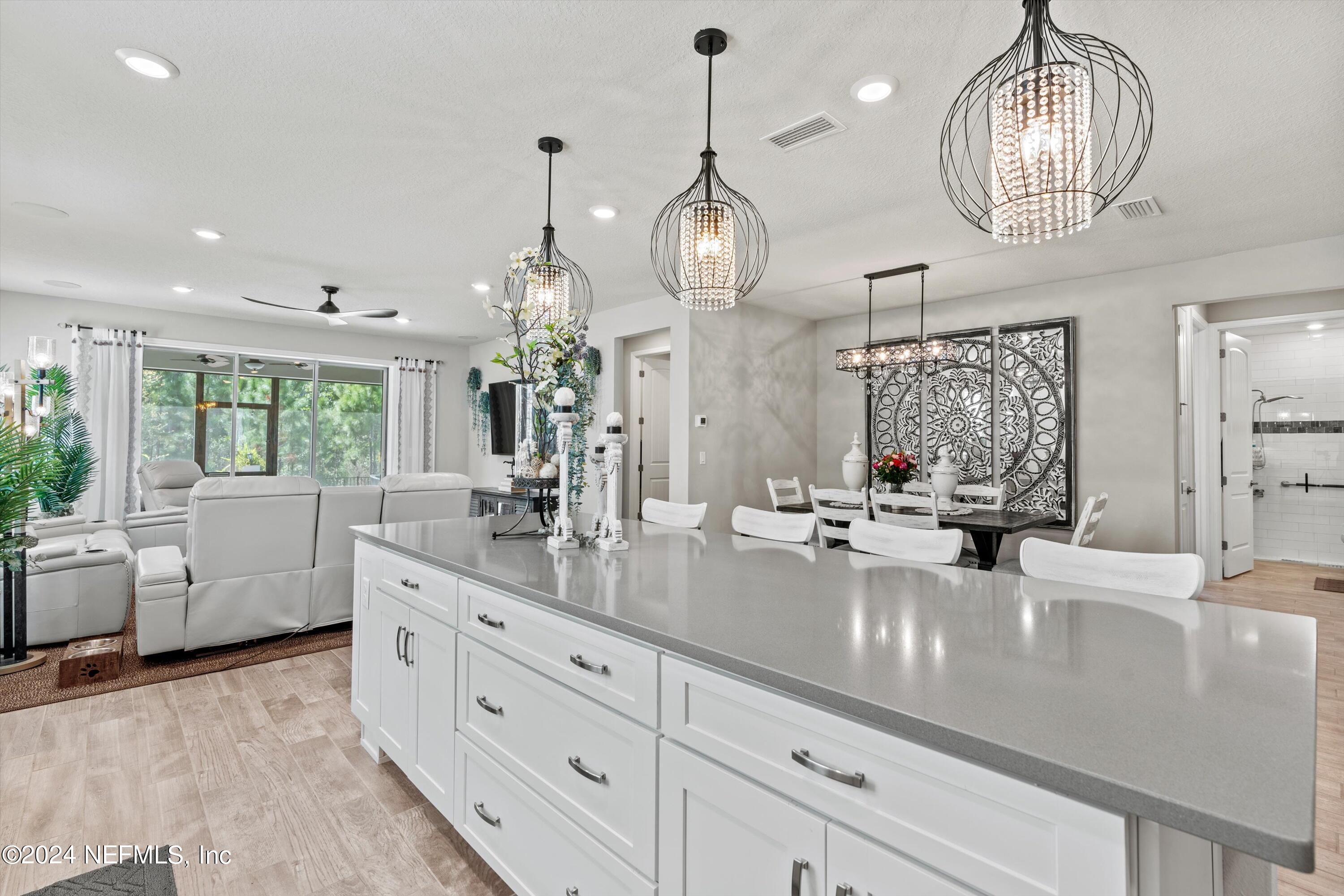 11166 TOWN VIEW Drive