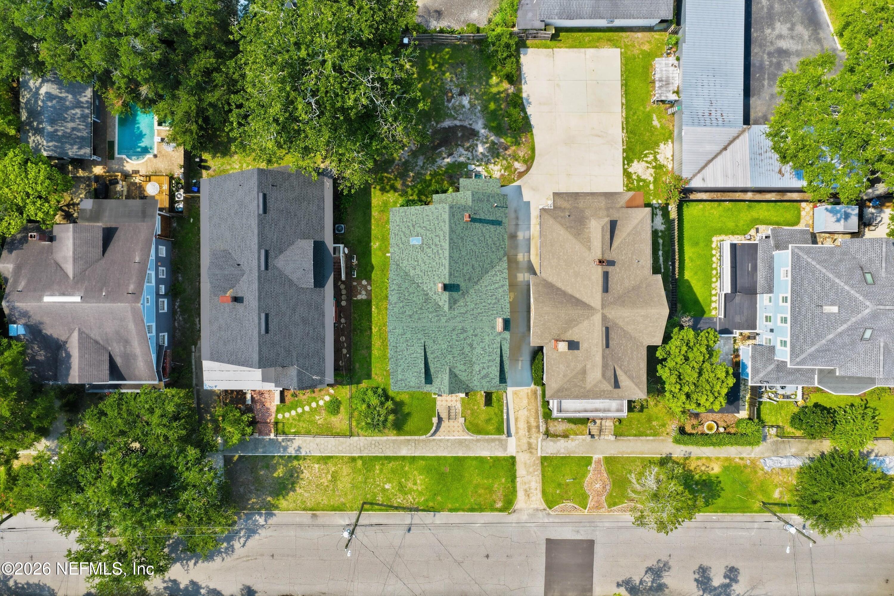 2223 HERSCHEL Street A