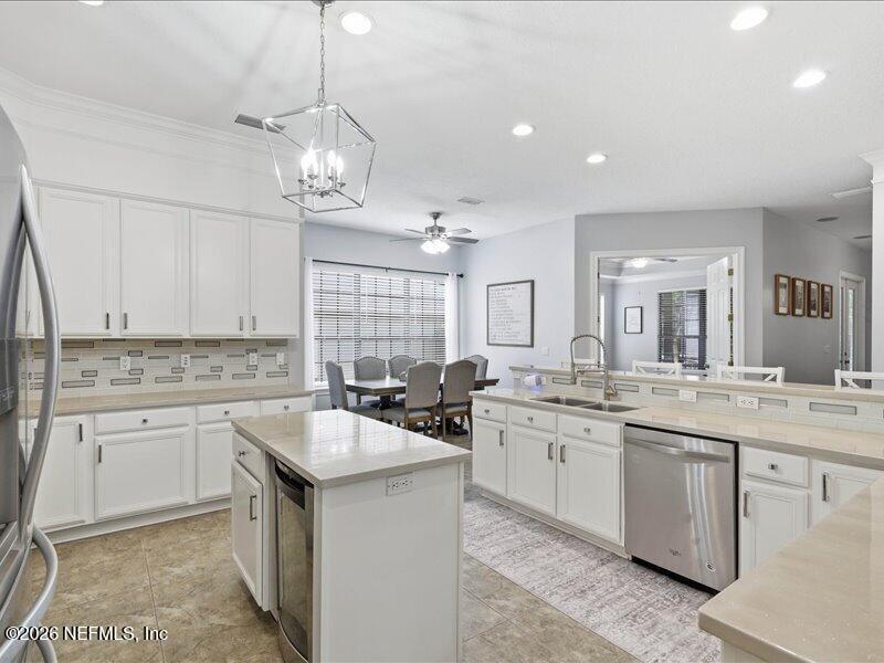 2388 COUNTRY SIDE Drive