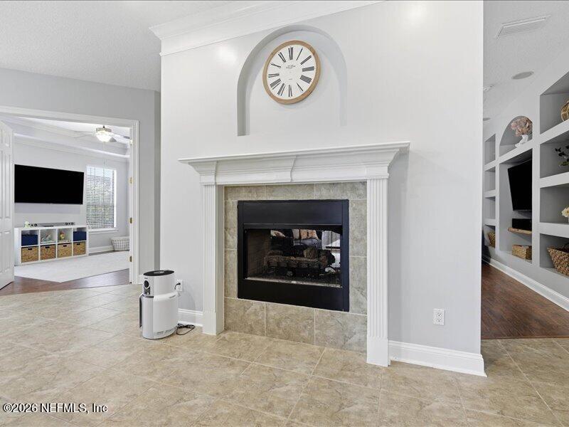 2388 COUNTRY SIDE Drive
