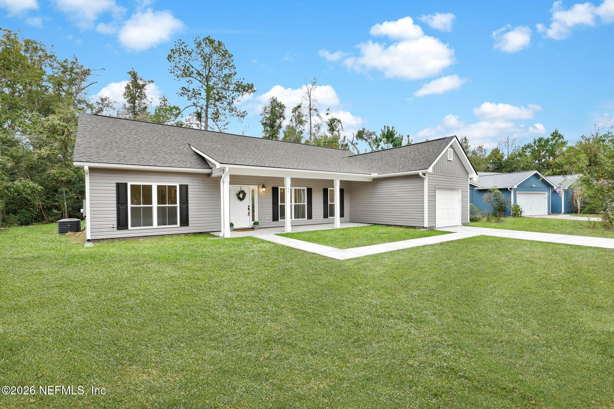 124 CREEKWOOD Circle