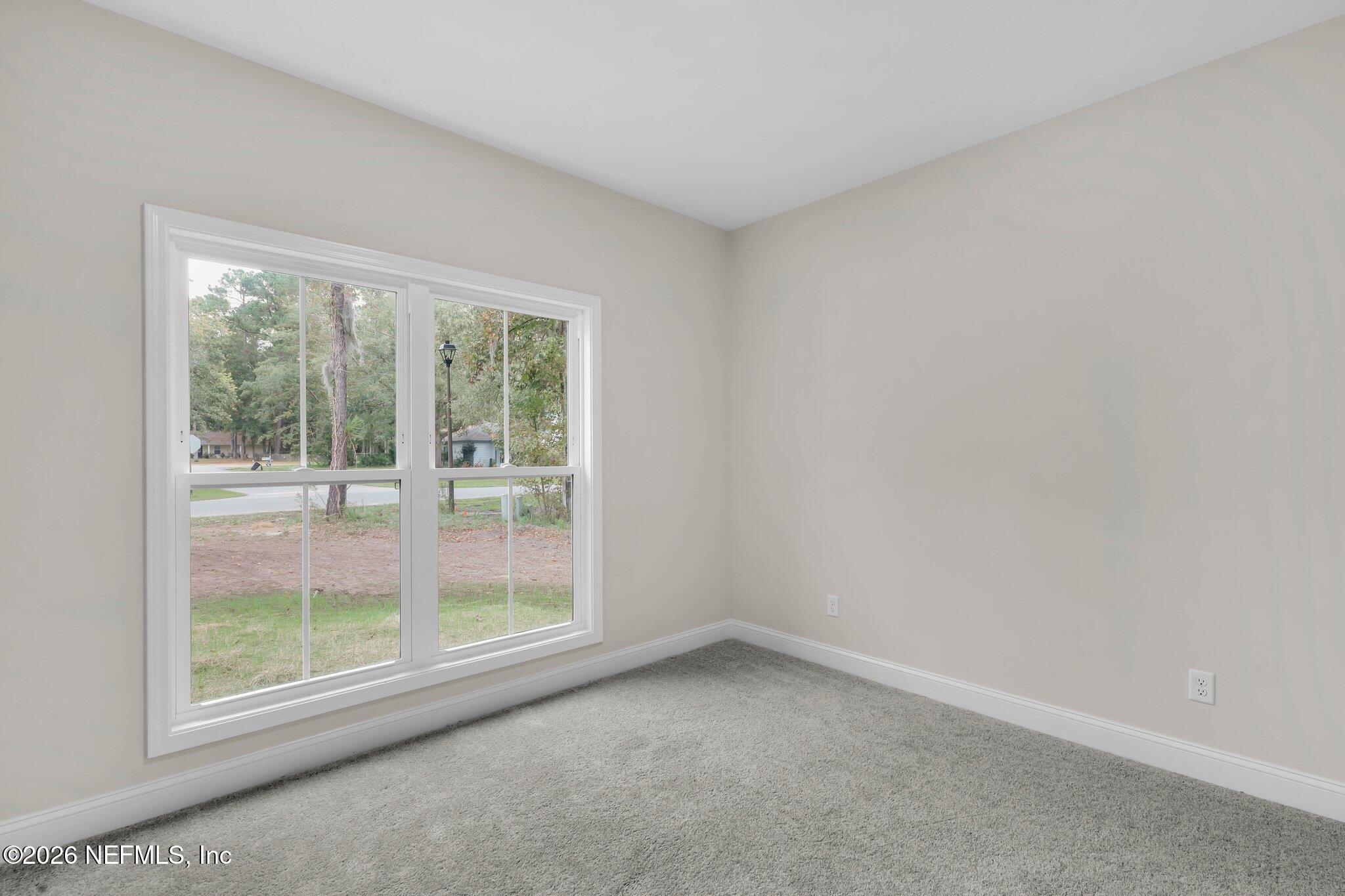 124 CREEKWOOD Circle
