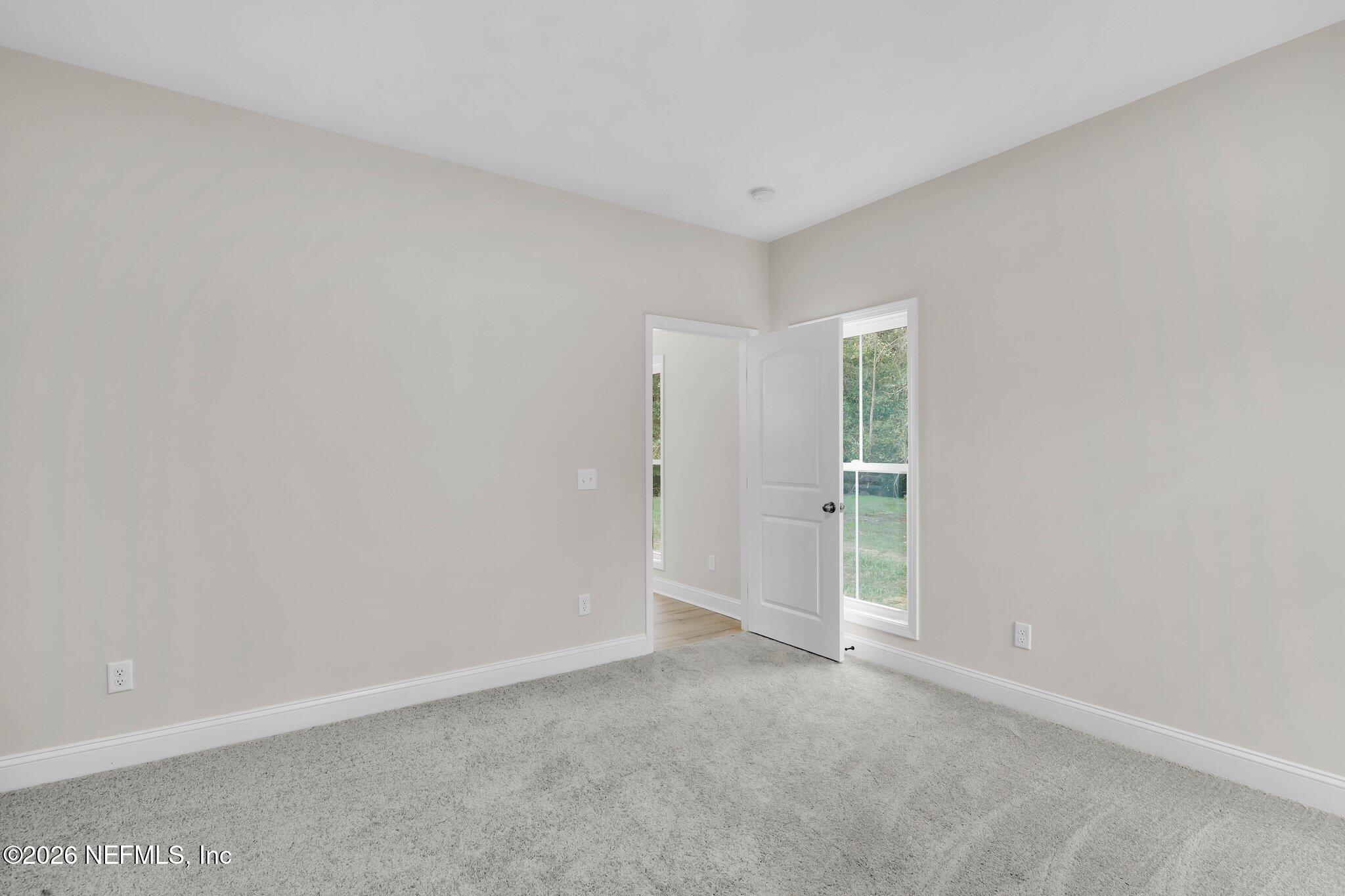 124 CREEKWOOD Circle