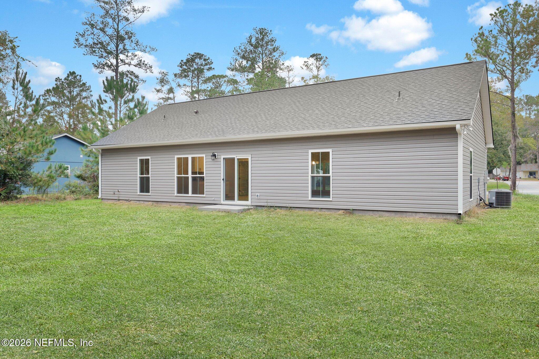 124 CREEKWOOD Circle