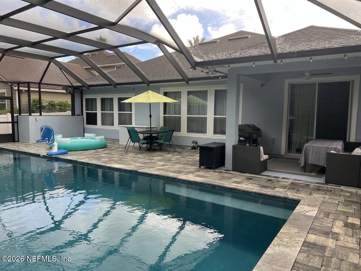 340 HOWLAND Drive
