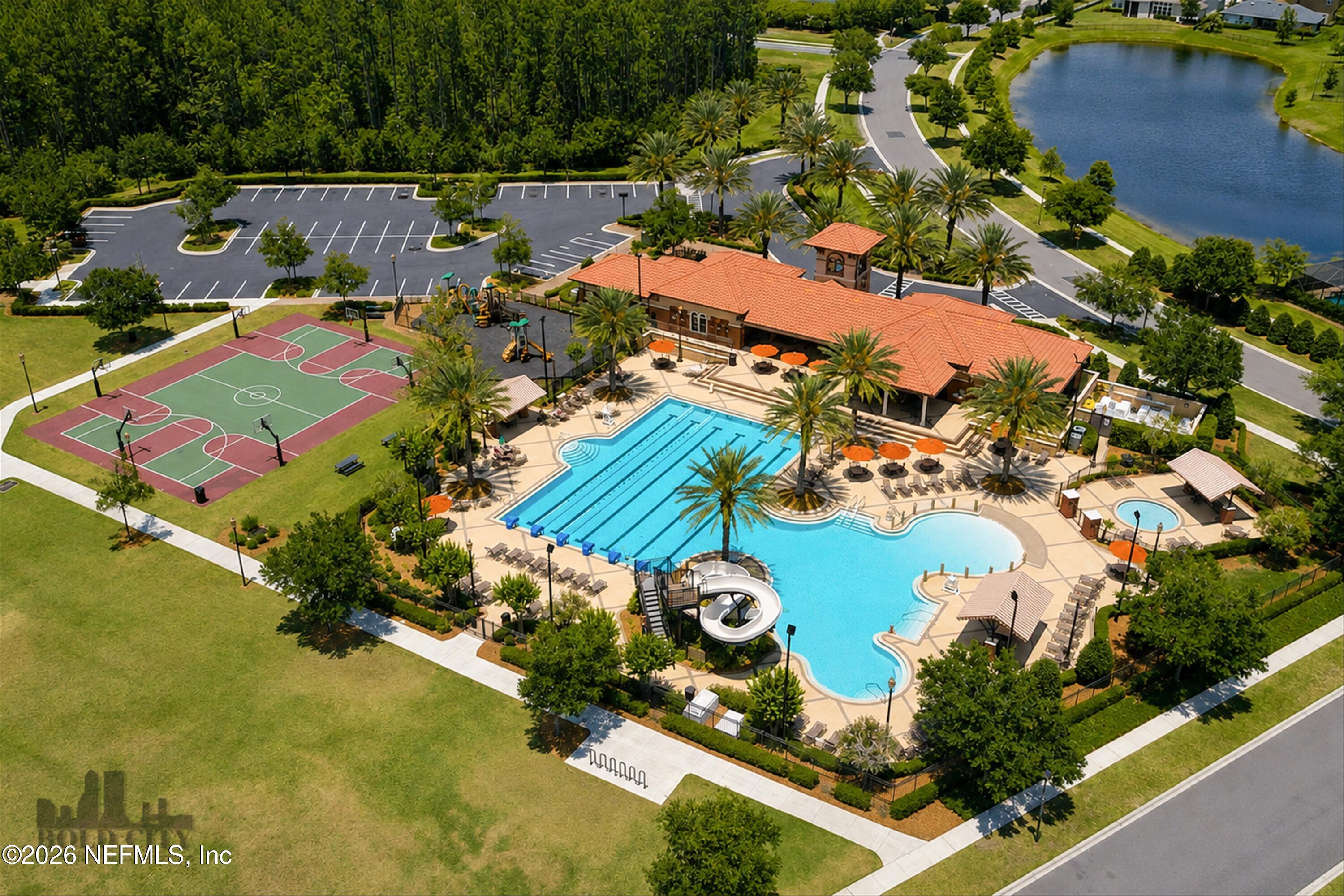 570 SADDLESTONE Drive, St. Johns