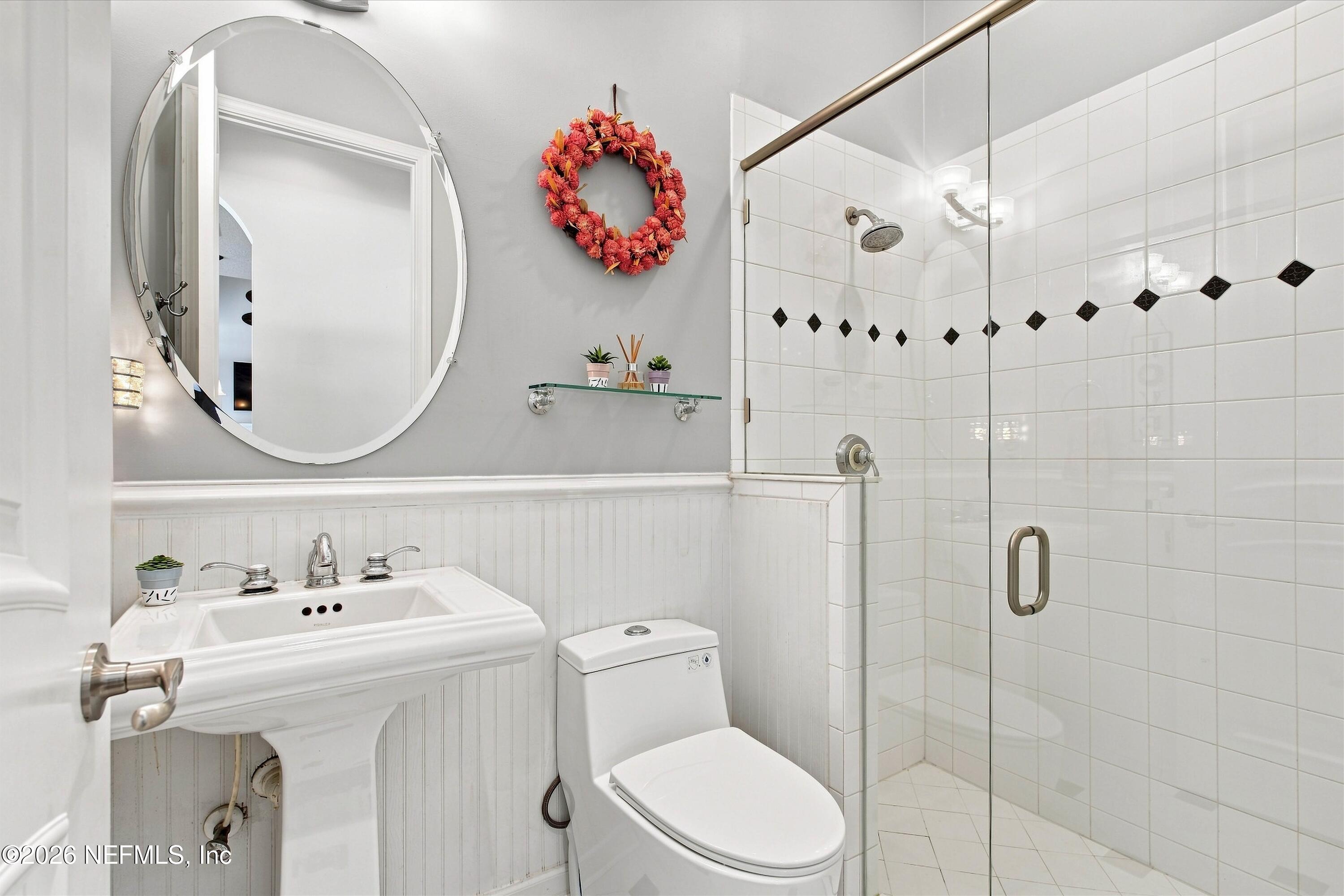570 SADDLESTONE Drive, St. Johns