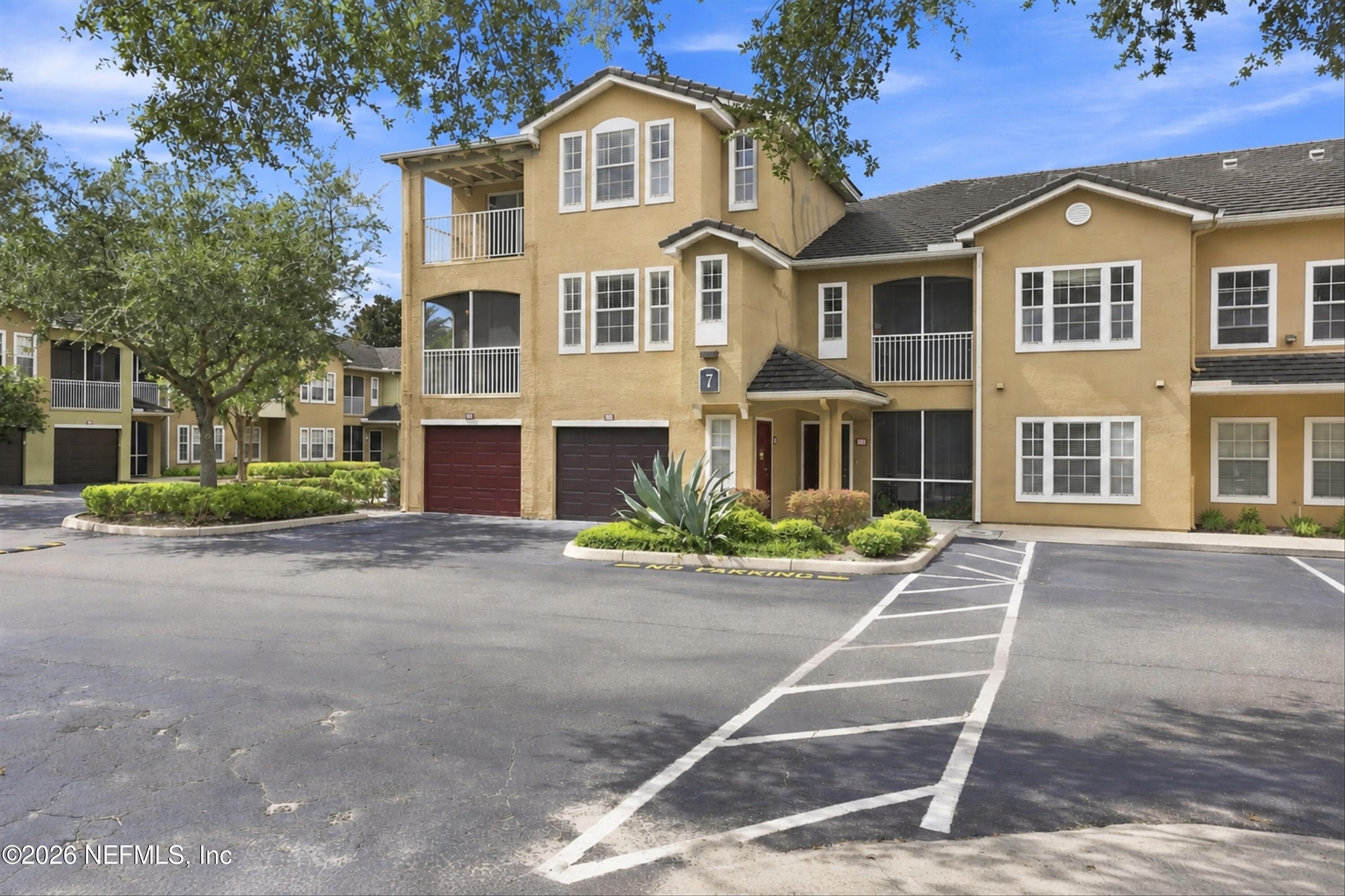 10075 GATE Parkway 701