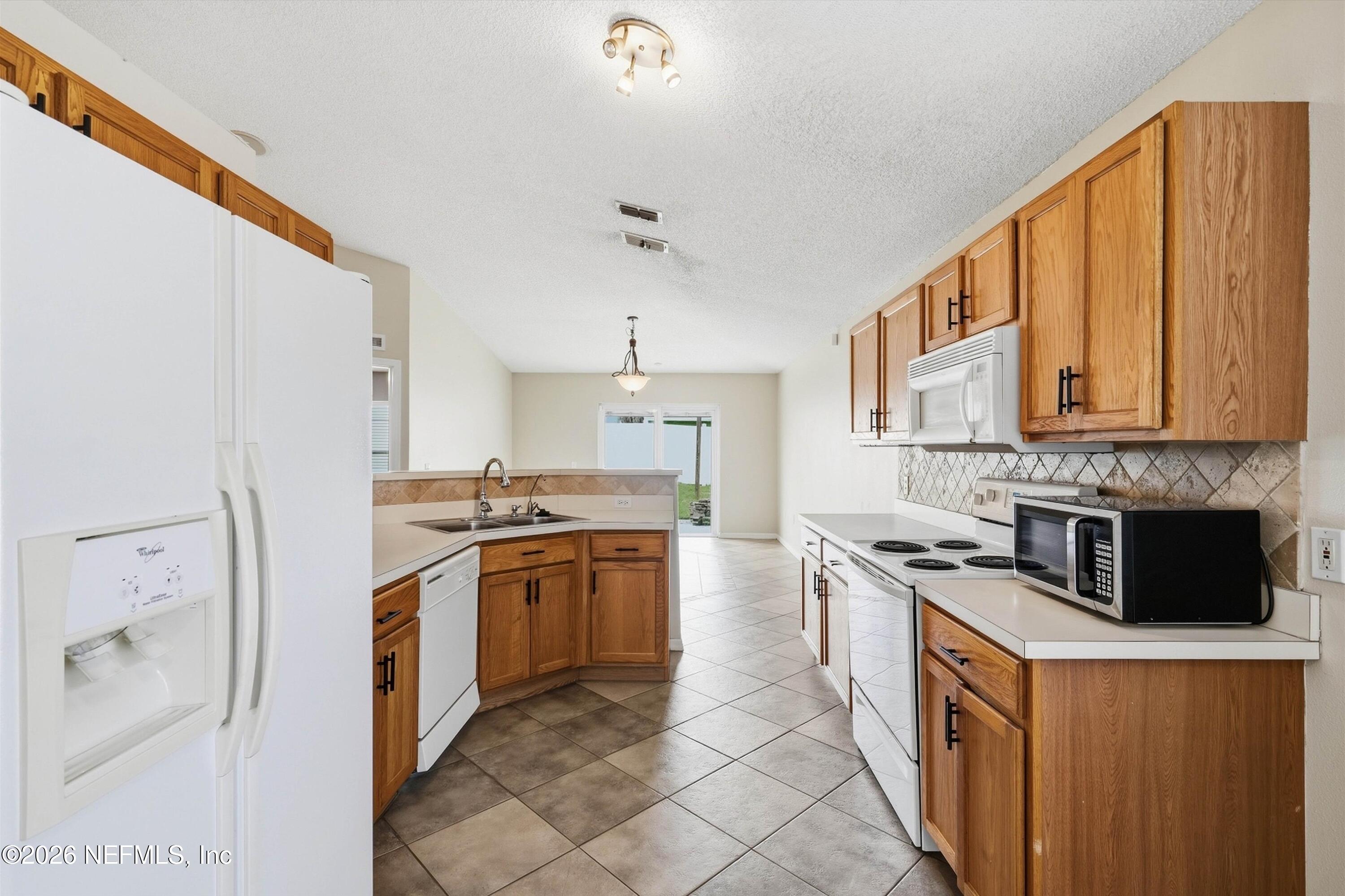 5571 WESTLAND STATION Road