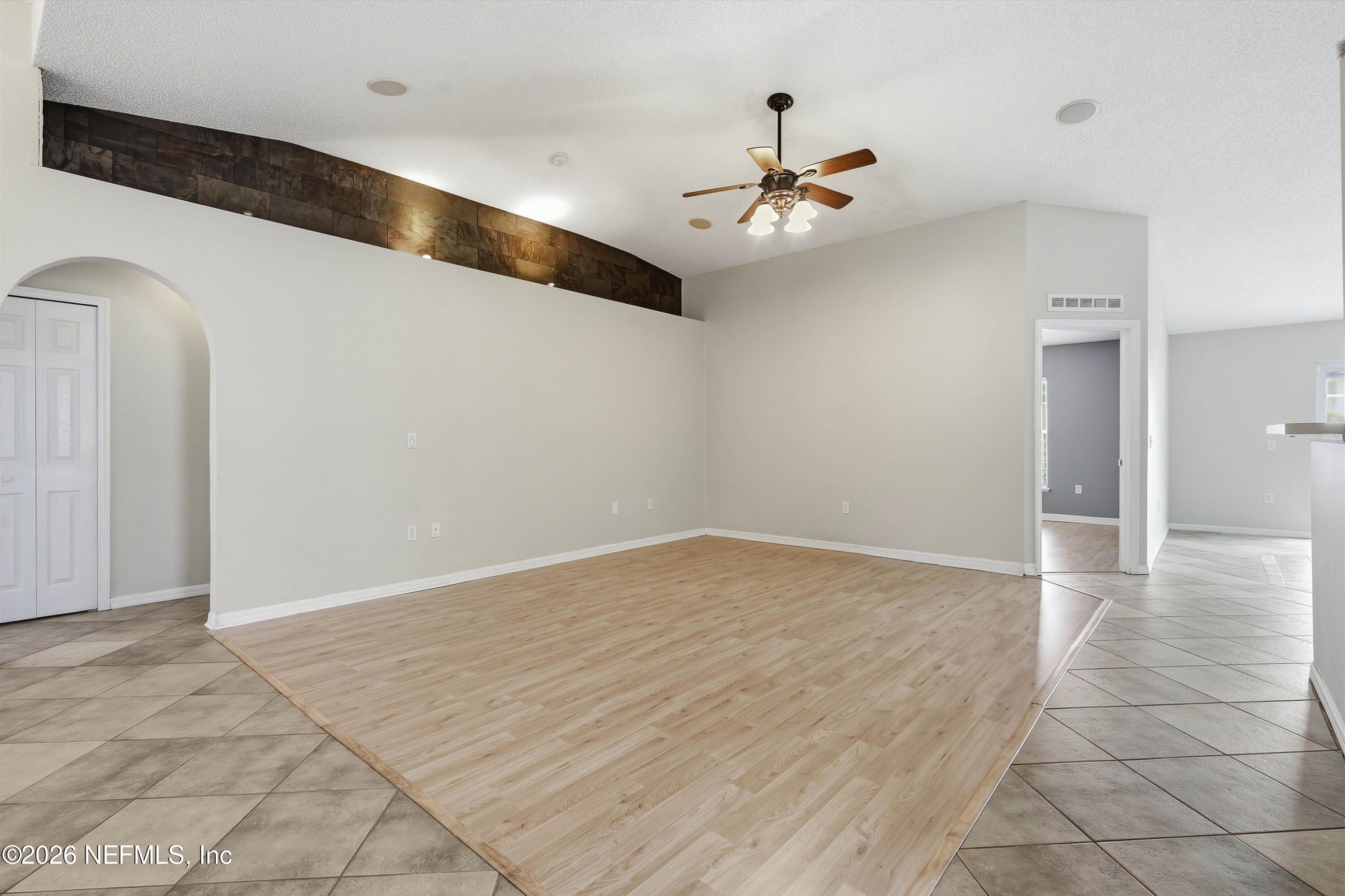 5571 WESTLAND STATION Road