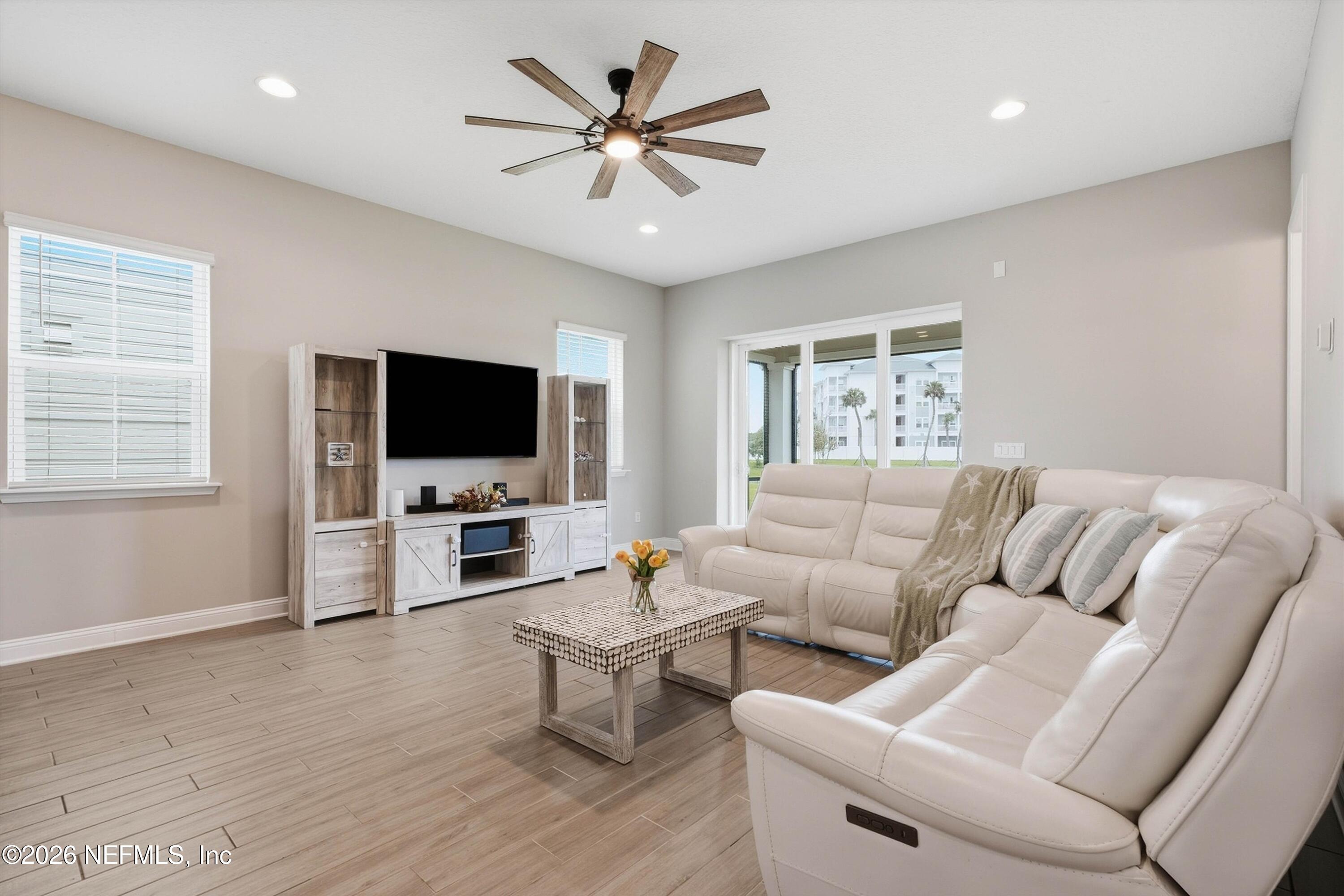 385 RUM RUNNER Way, St. Johns