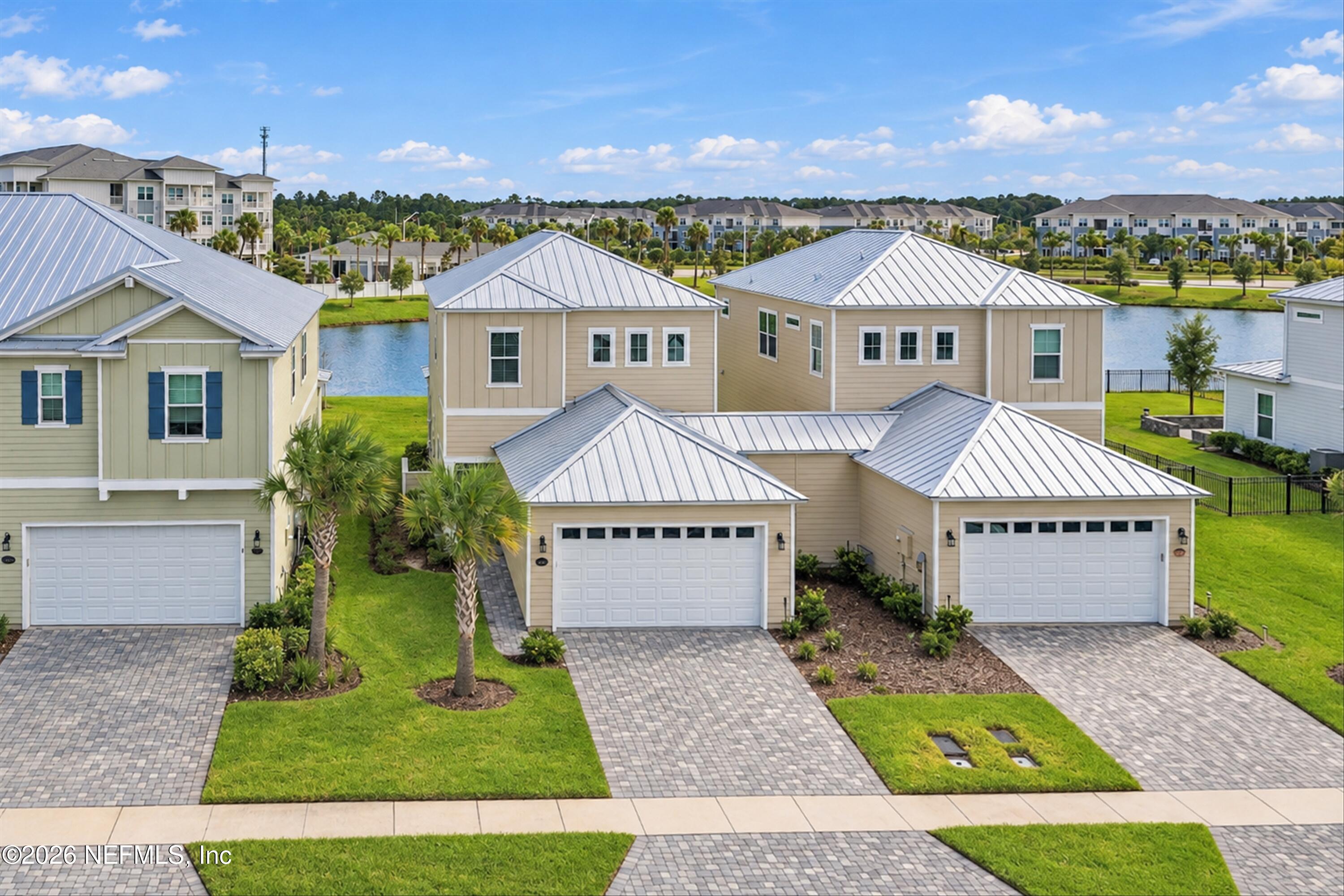 385 RUM RUNNER Way, St. Johns