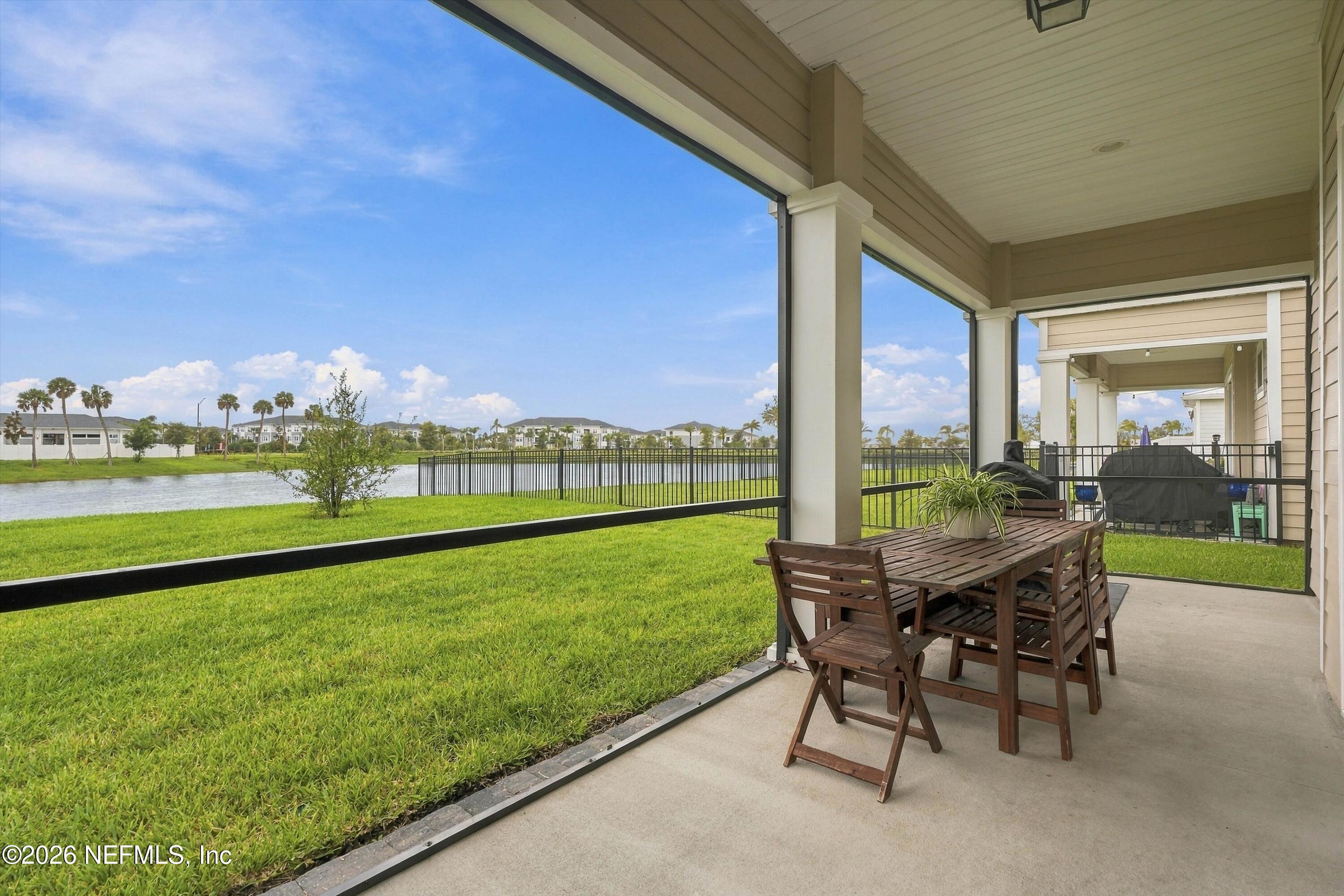 385 RUM RUNNER Way, St. Johns