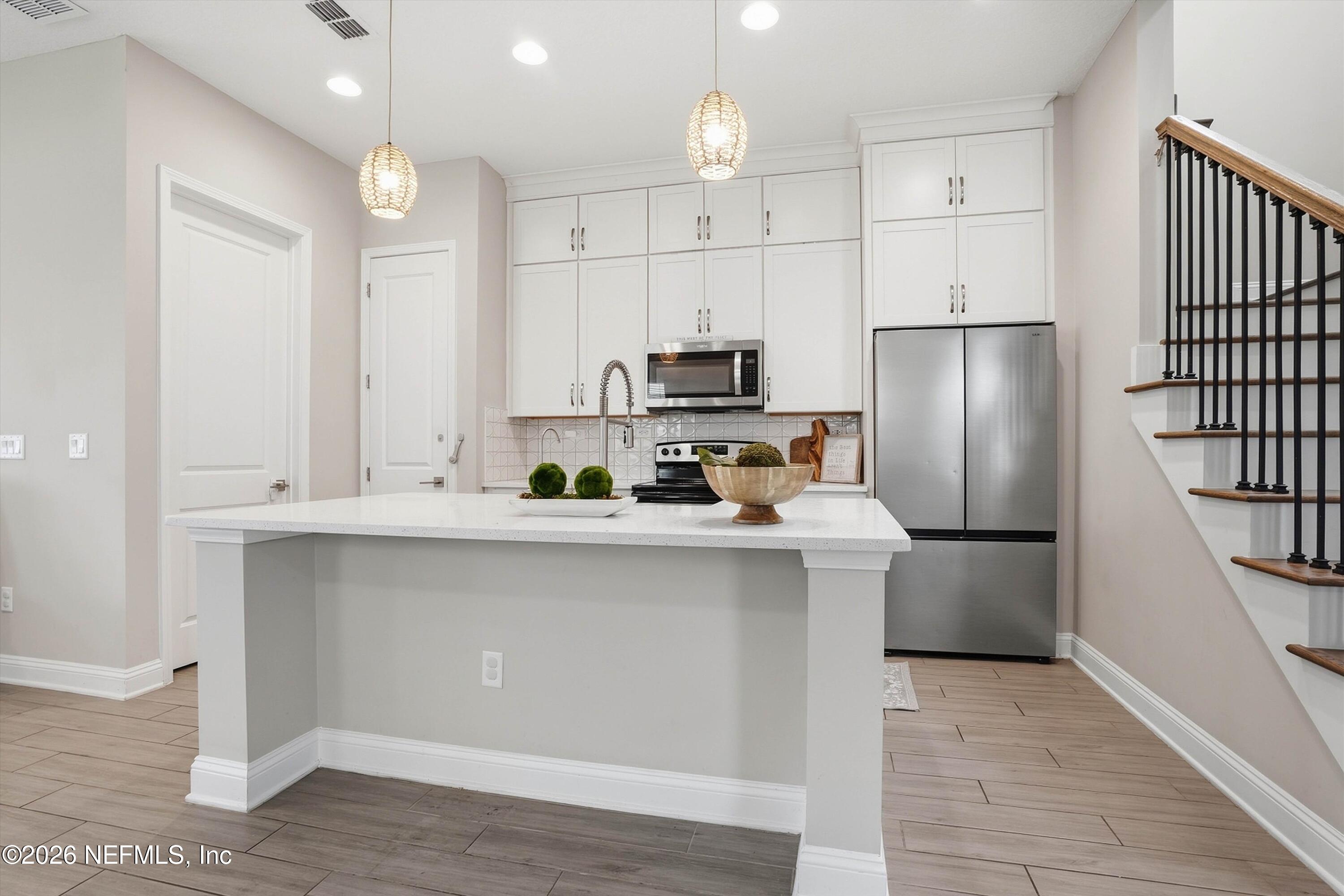 385 RUM RUNNER Way, St. Johns