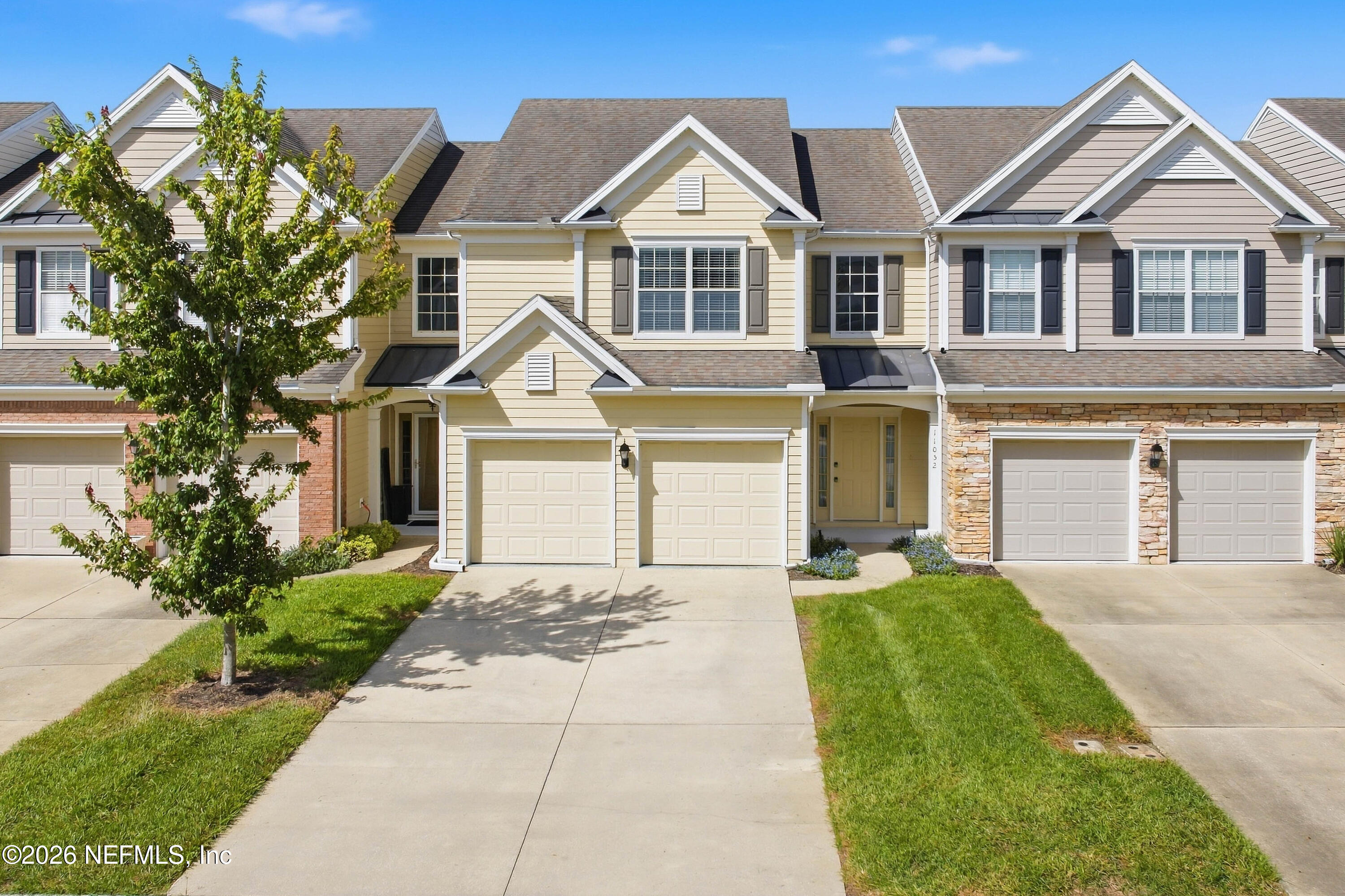 11052 E CASTLEMAIN Circle