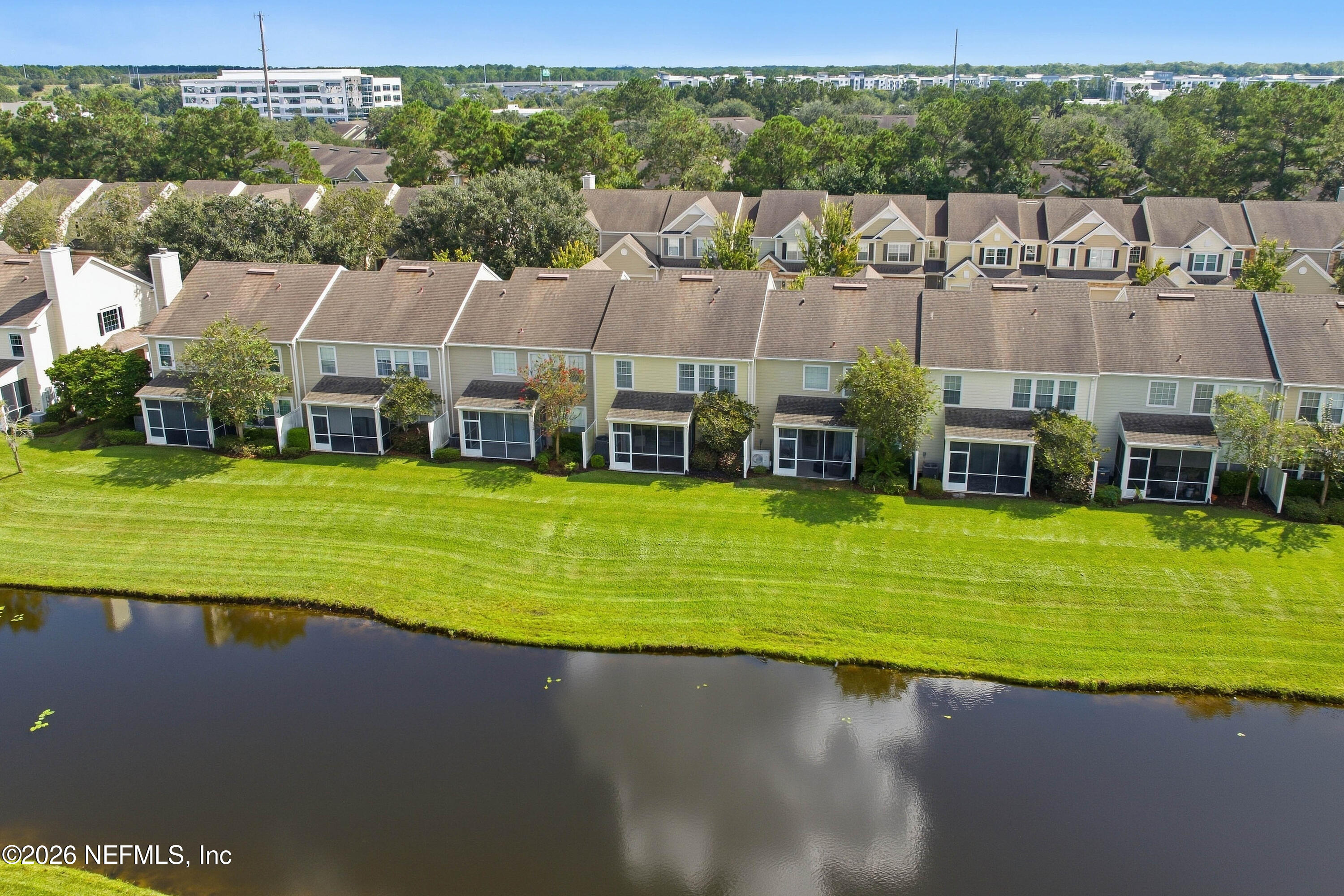 11052 E CASTLEMAIN Circle