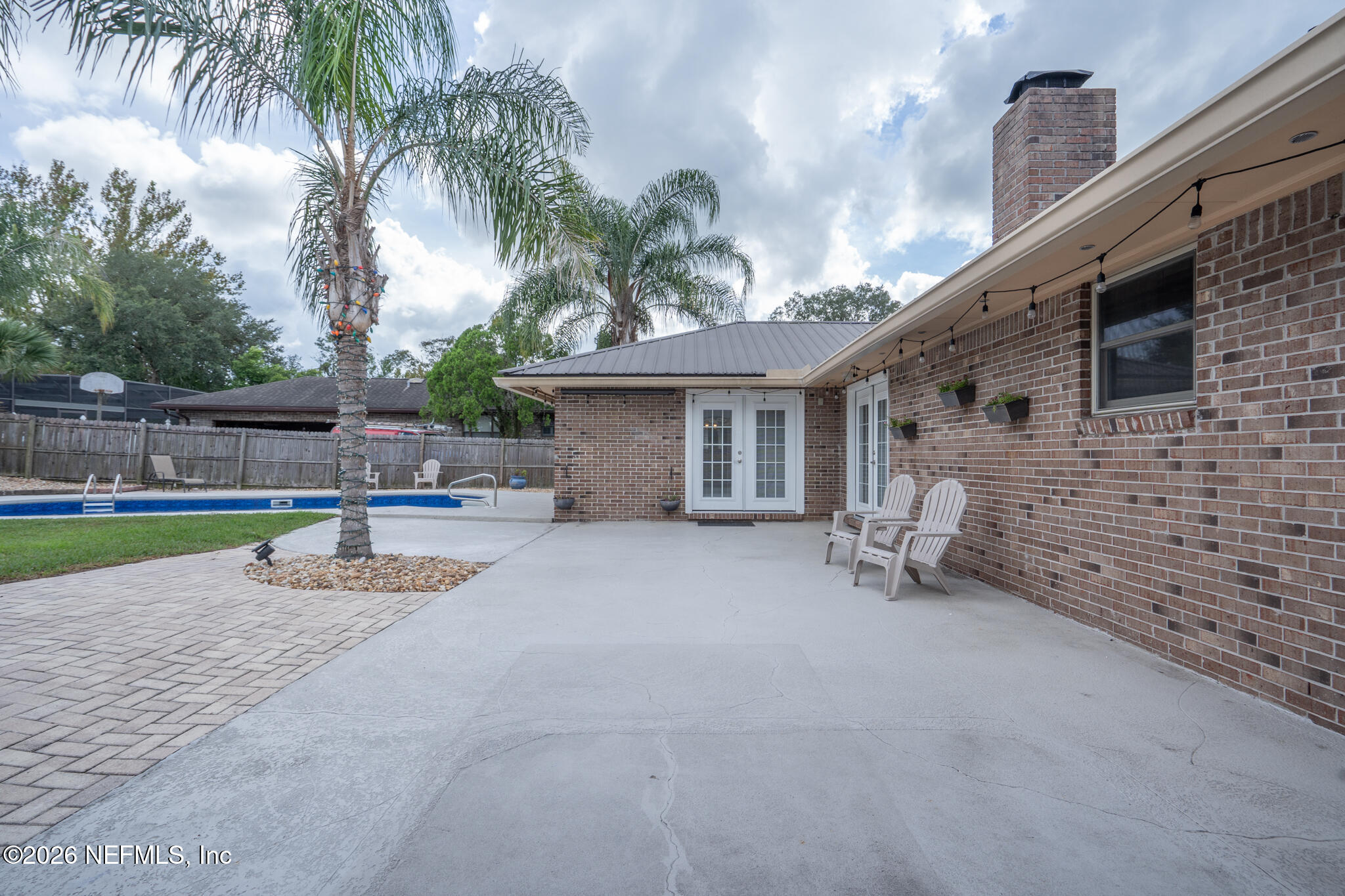 377 FOXRIDGE Road