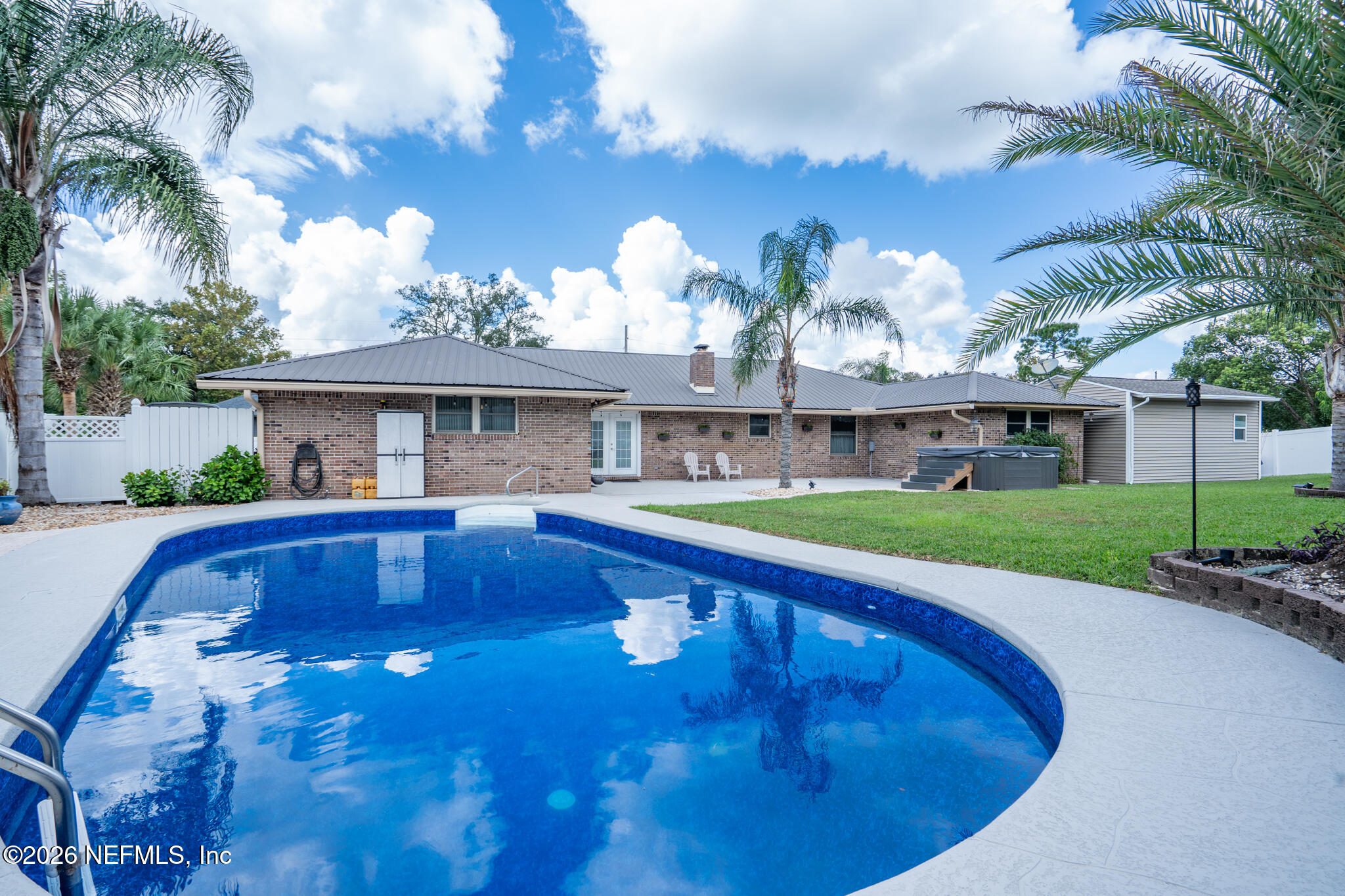 377 FOXRIDGE Road