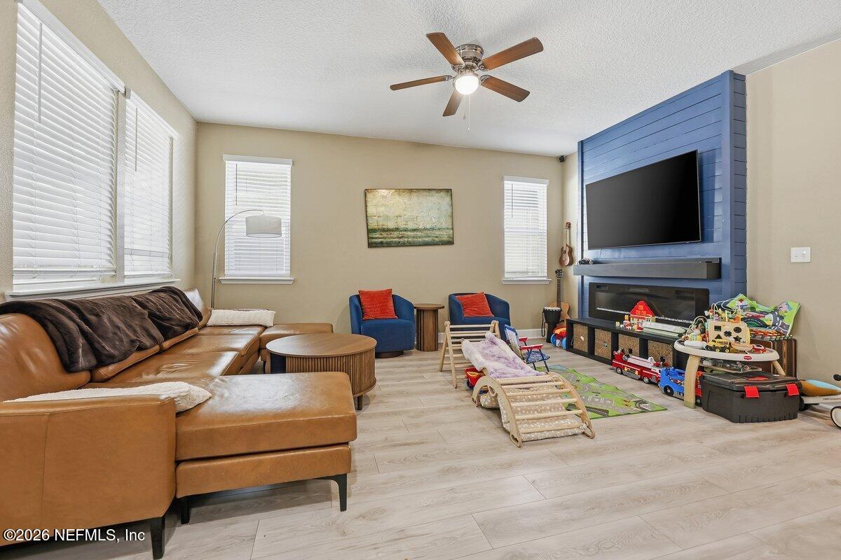 2905 ALPIN Drive