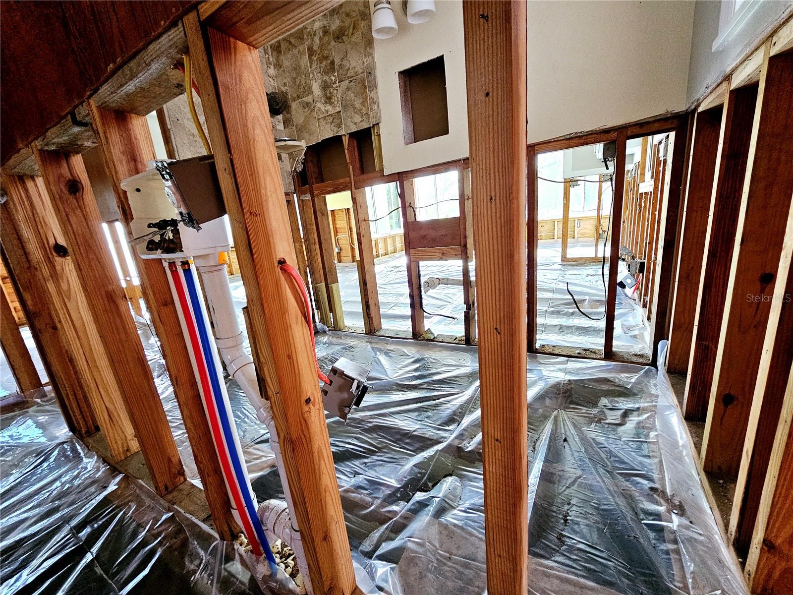 1820 NEW POINT COMFORT RD