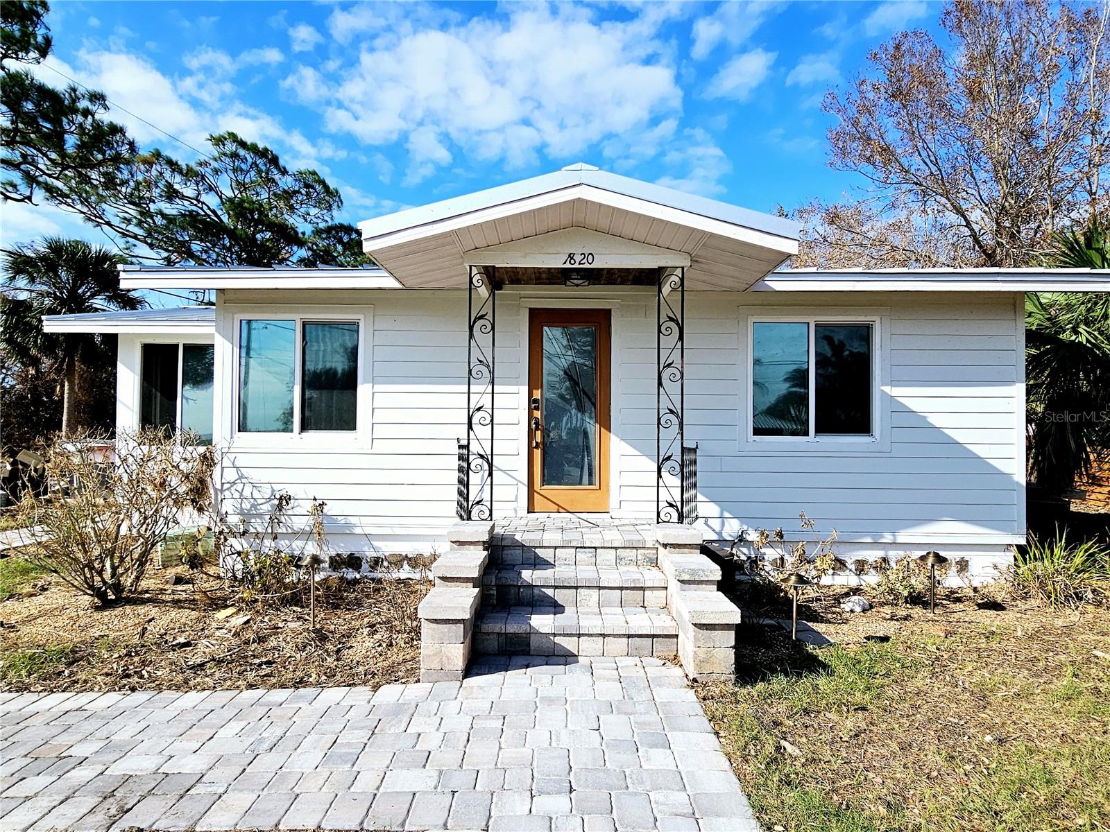 1820 NEW POINT COMFORT RD