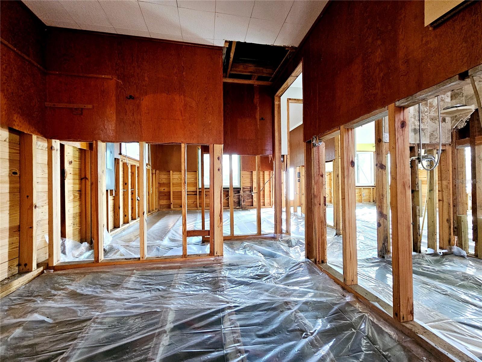 1820 NEW POINT COMFORT RD