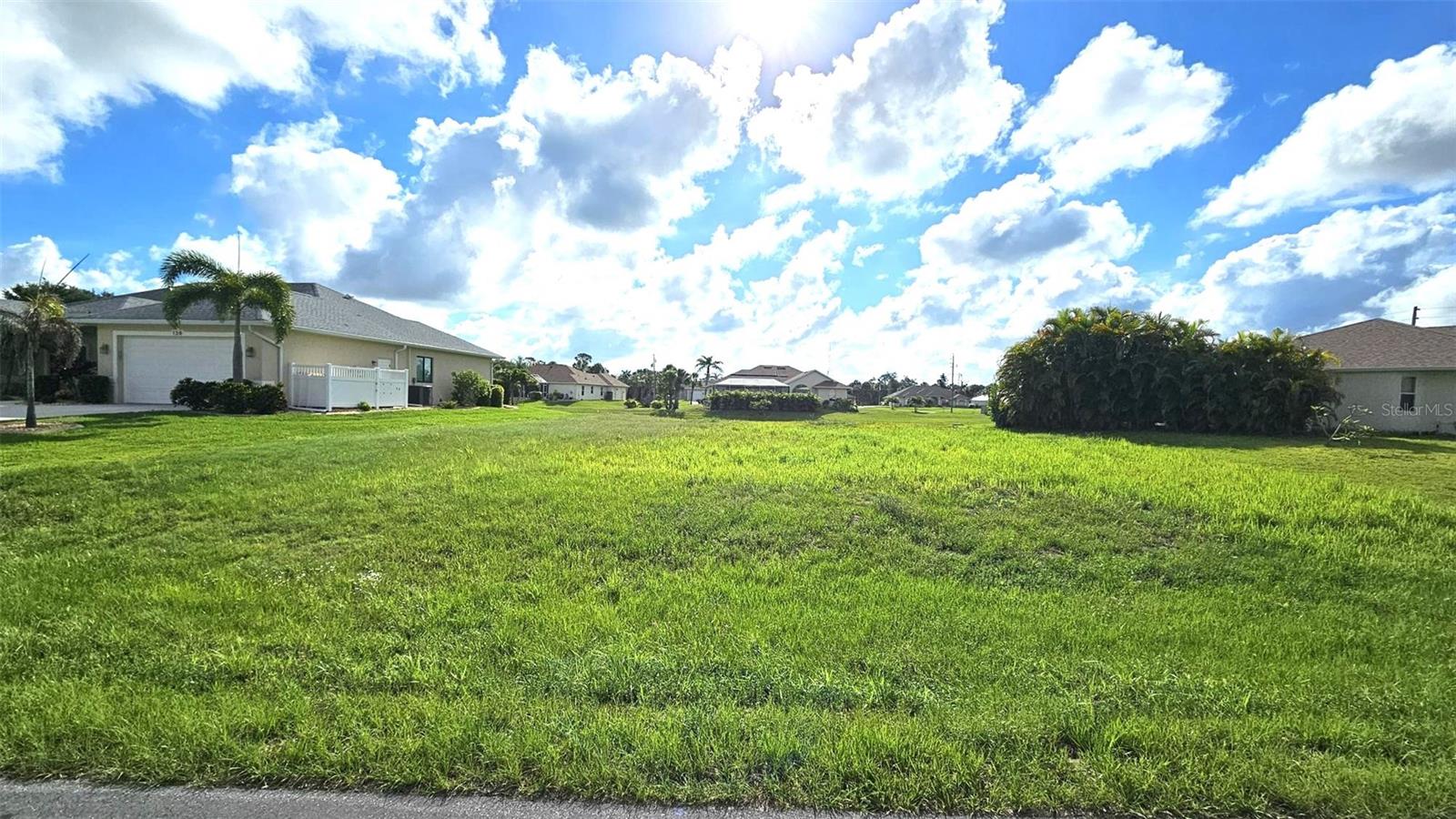 144 LONG MEADOW LN