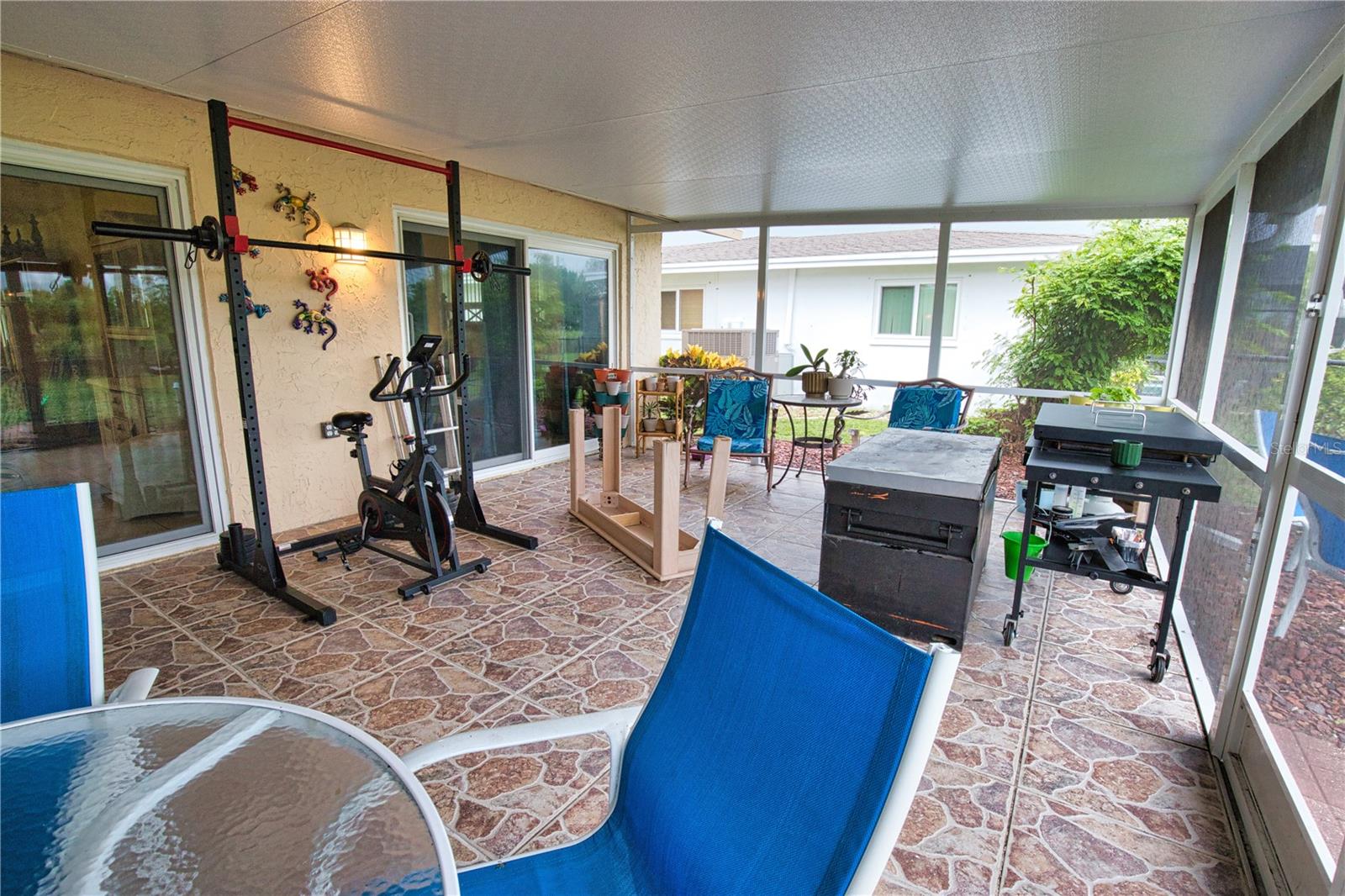 27 ANNAPOLIS LN
