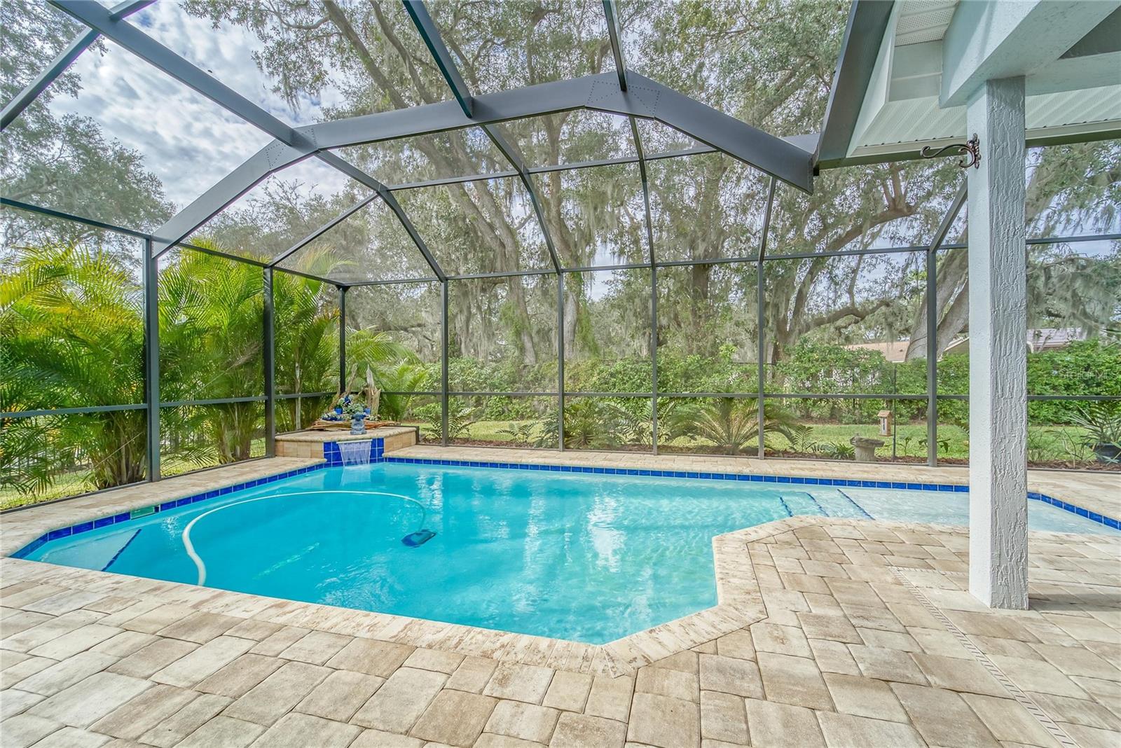 6789 EAGLE RIDGE BLVD