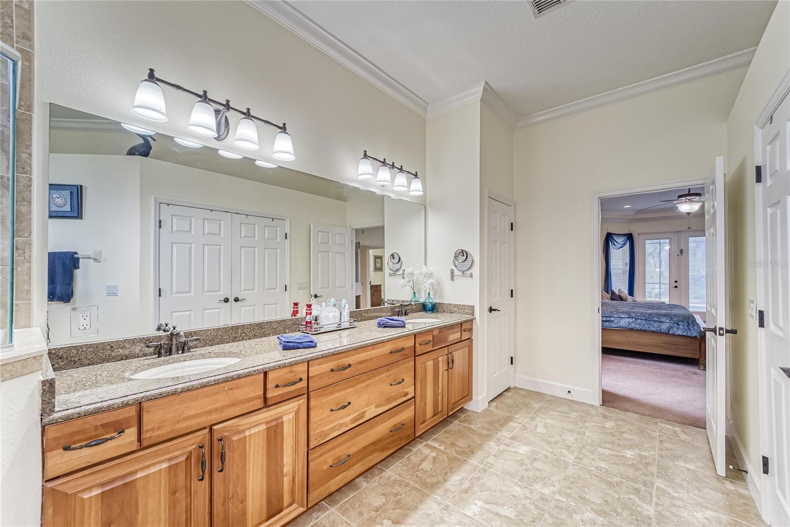 6789 EAGLE RIDGE BLVD