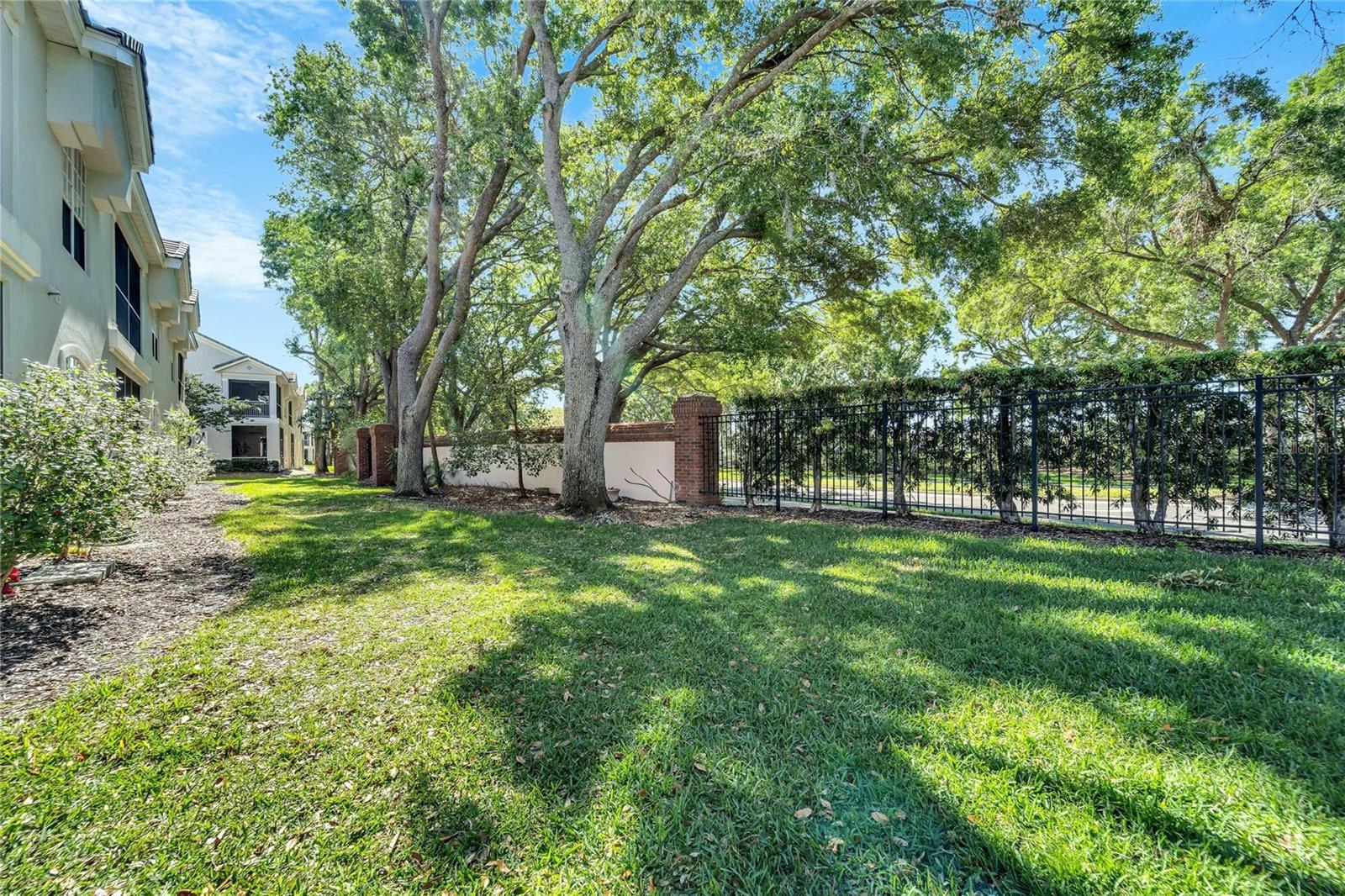 776 GRASSLANDS VILLAGE CIR #776